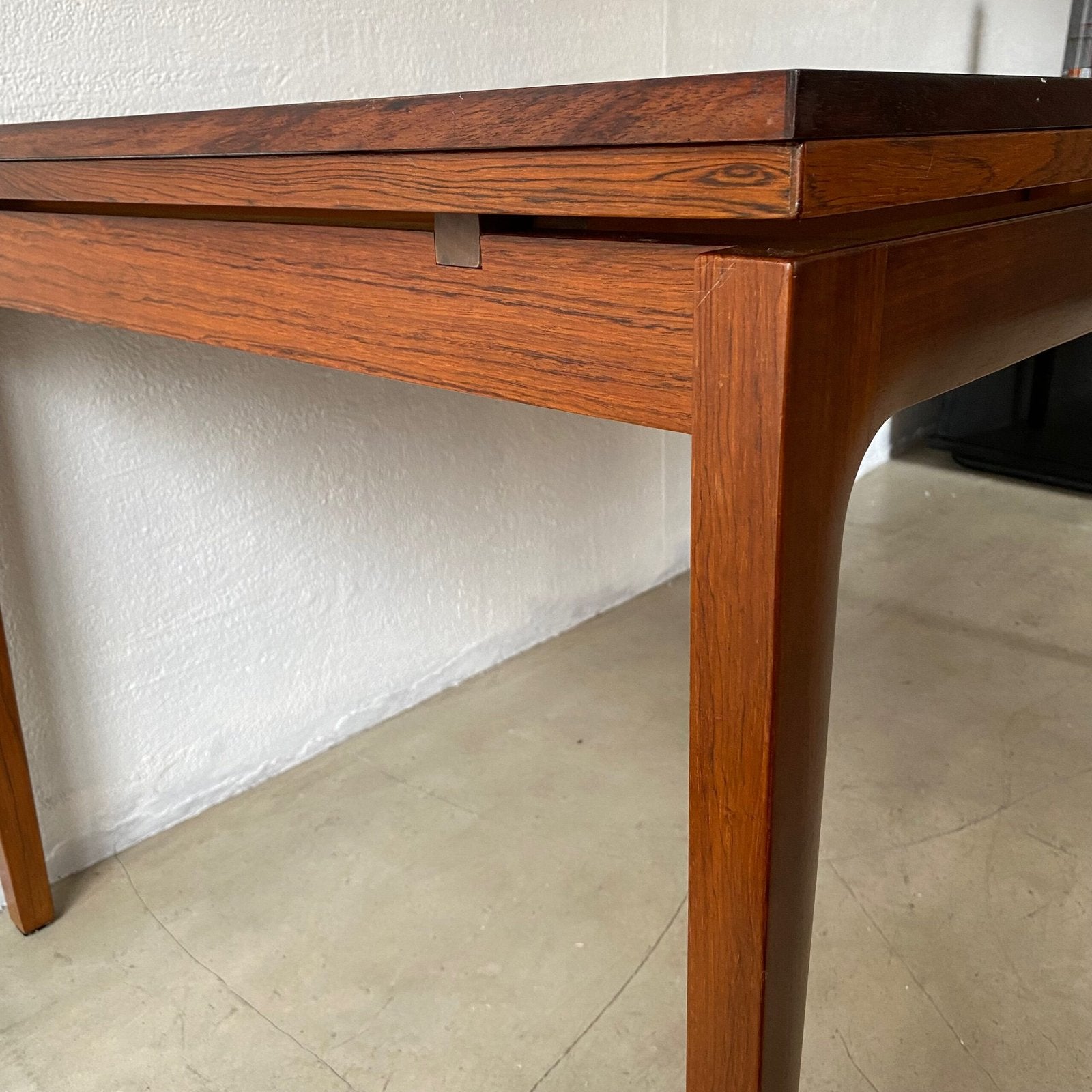 TABLE SCANDINAVE MIDCENTURY
