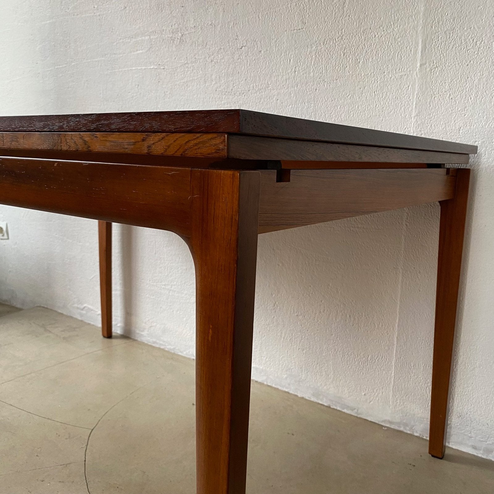 TABLE SCANDINAVE MIDCENTURY