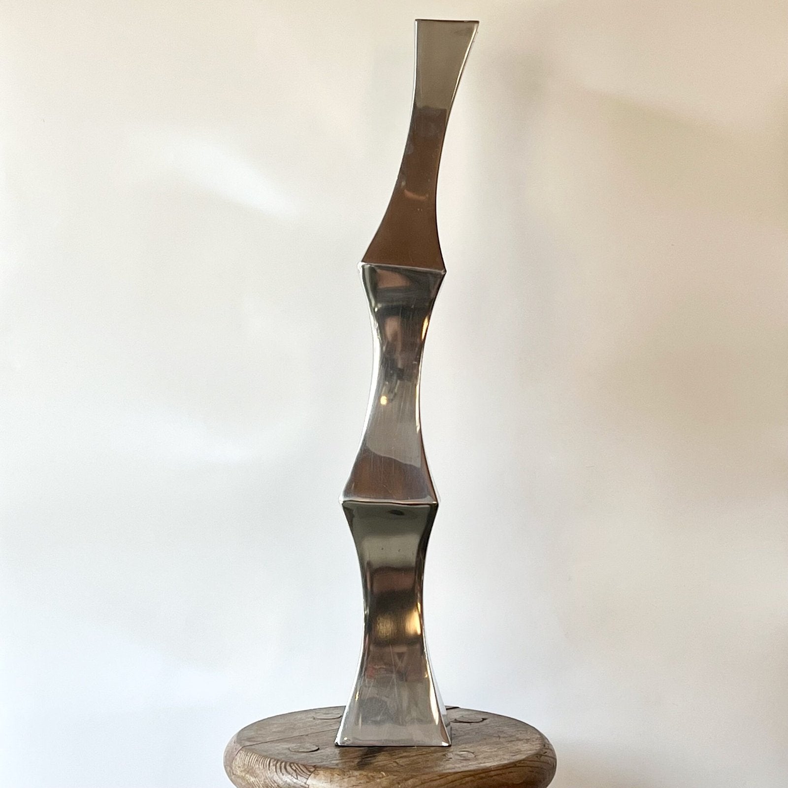 VASE "TOTEM" XXL / FONTE D’ALUMINIUM – 1980s