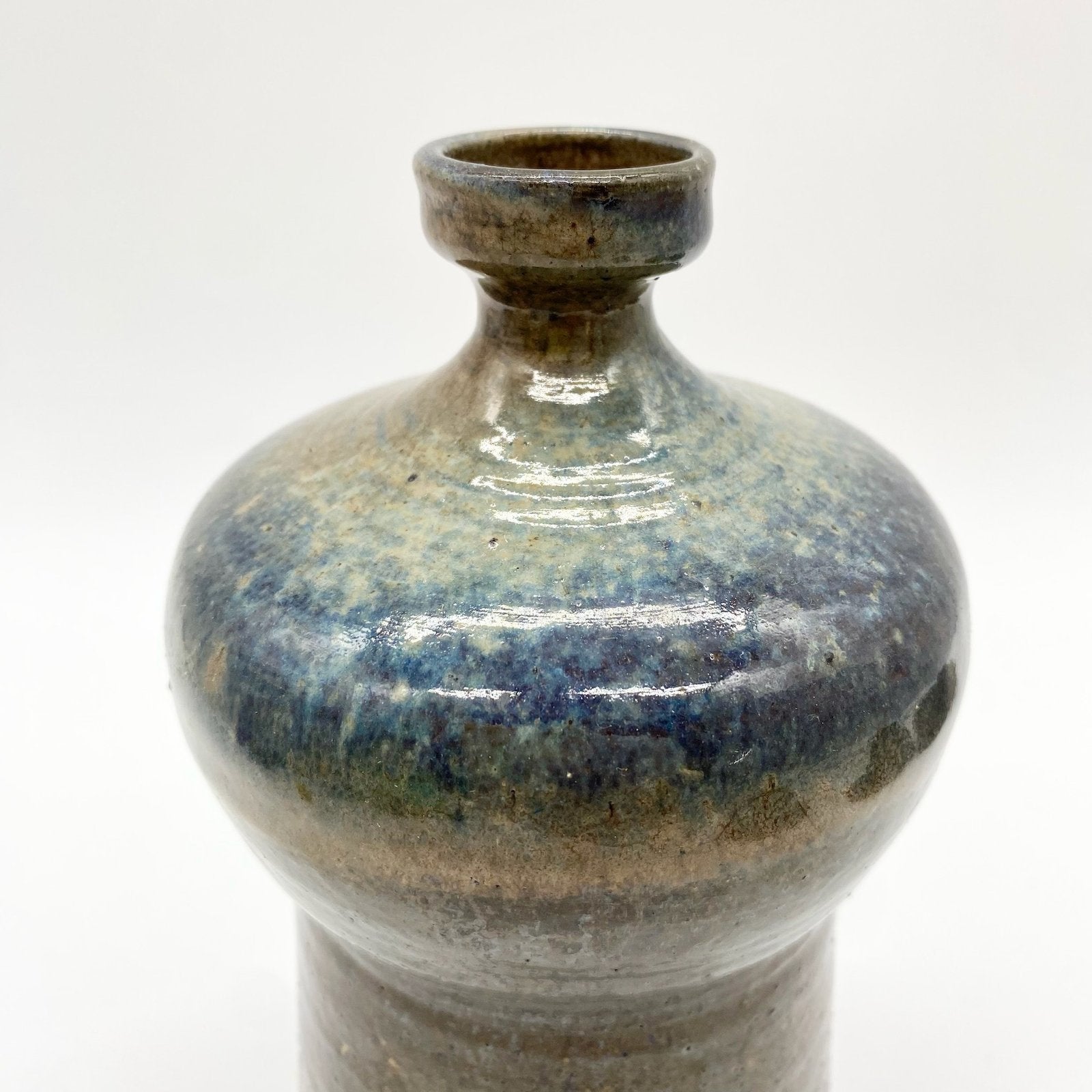 VASE EN GRÈS ÉMAILLÉ — FORME SCULPTURALE, 1950s