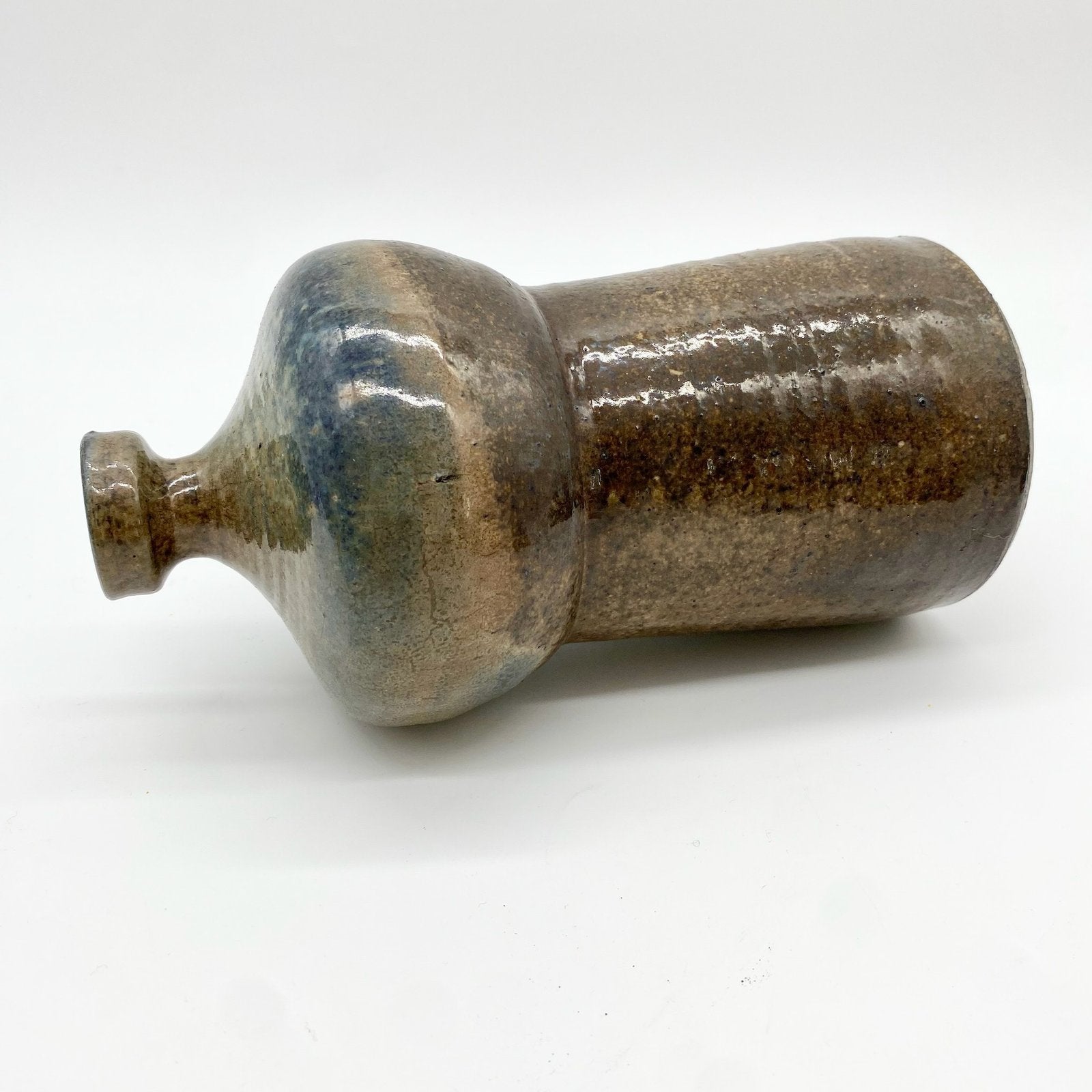 VASE EN GRÈS ÉMAILLÉ — FORME SCULPTURALE, 1950s