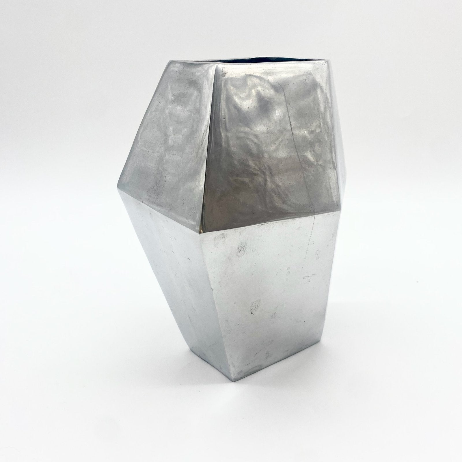 VASE "ICEBREG" / FONTE D'ALUMINIUM, ISLANDE, 1980s