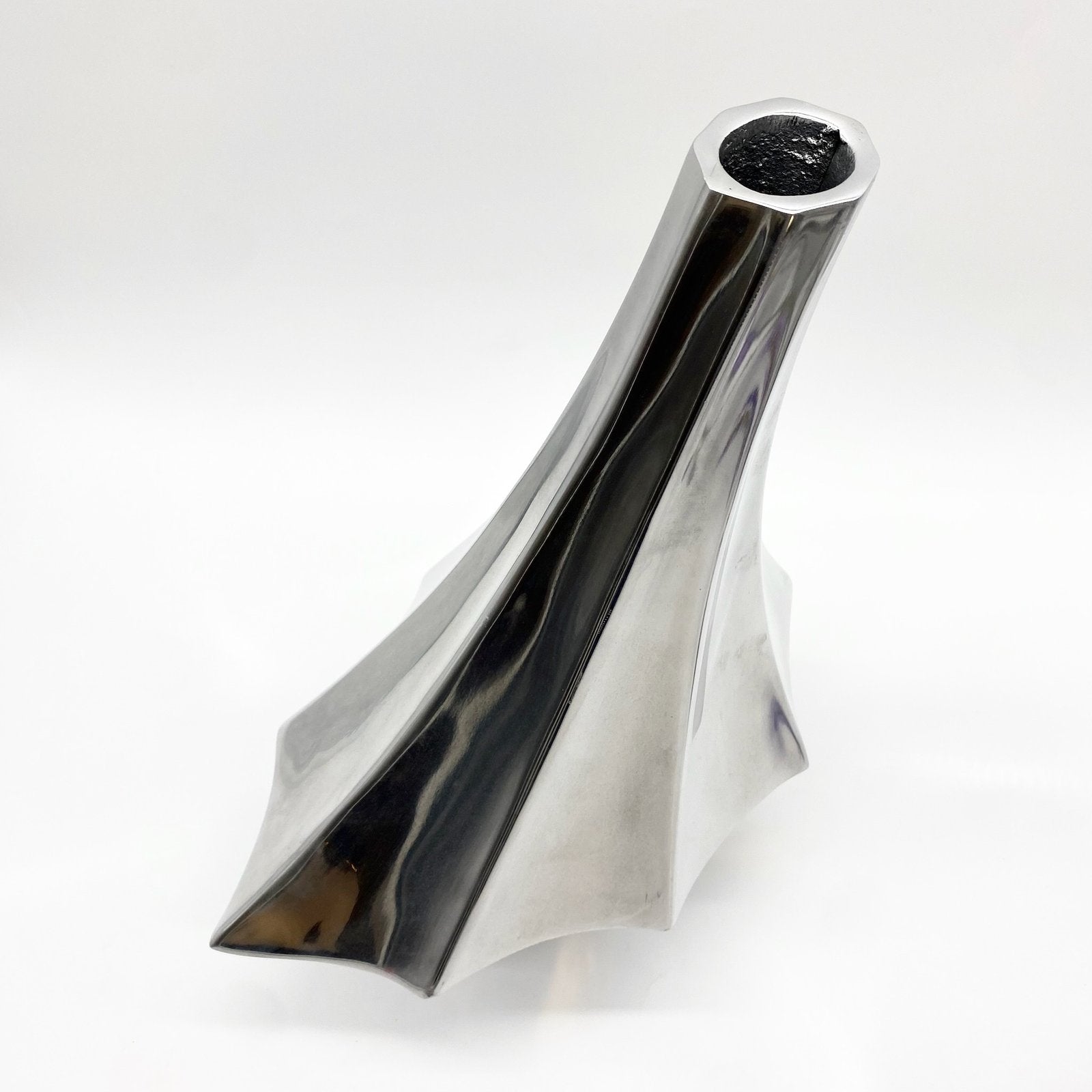 VASE "OVNI" / FONTE D’ALUMINIUM – 1970s