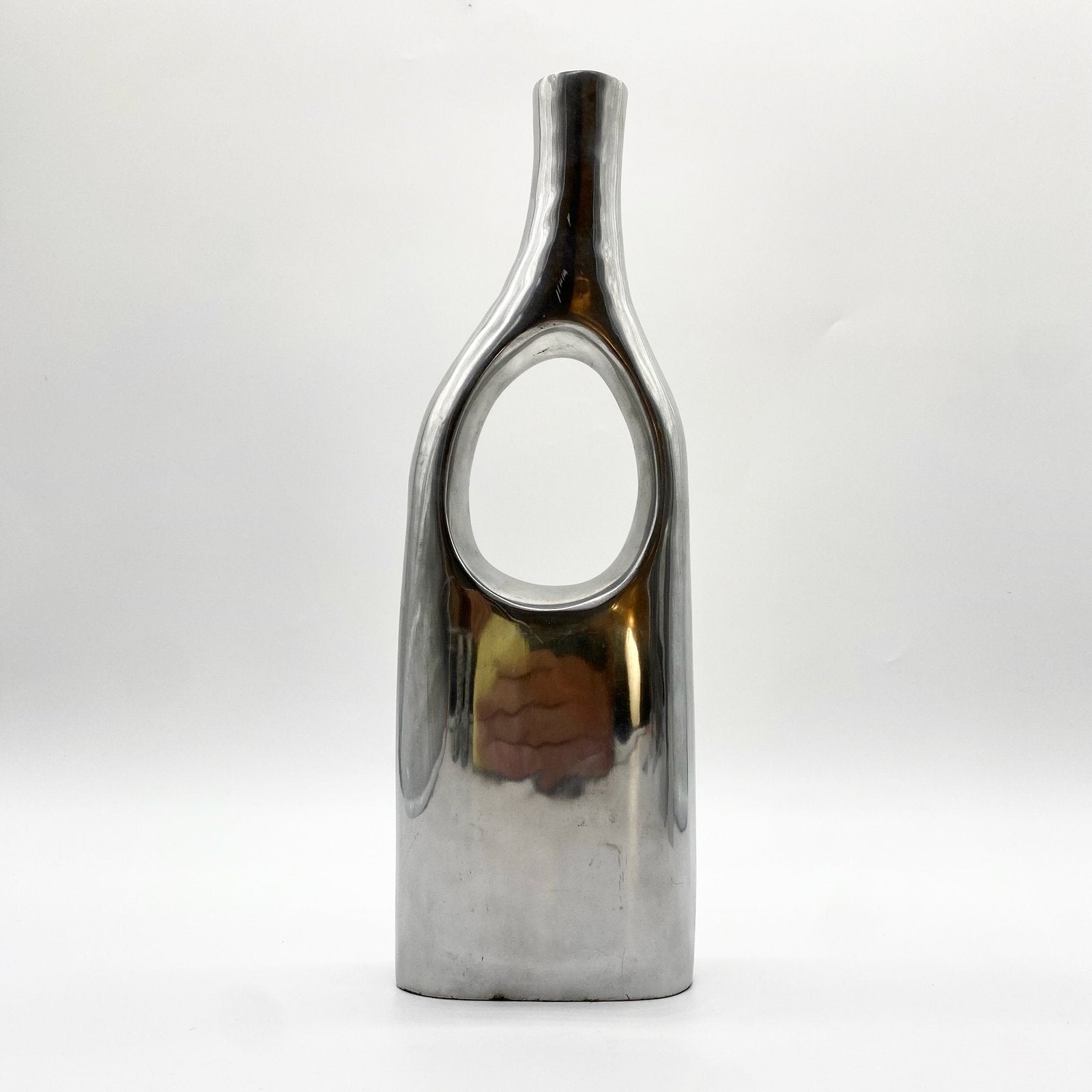 VASE MODERNISTE / FONTE D’ALUMINIUM – 1970s