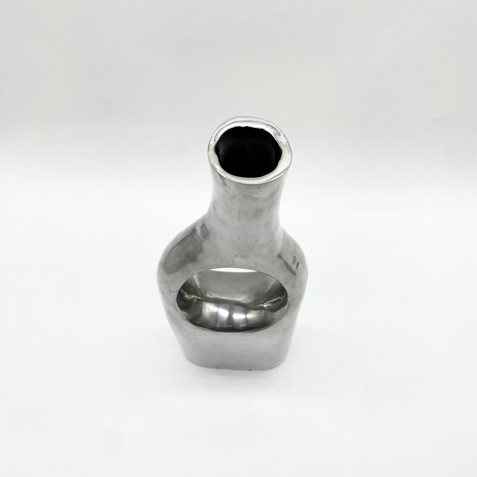 VASE MODERNISTE / FONTE D’ALUMINIUM – 1970s