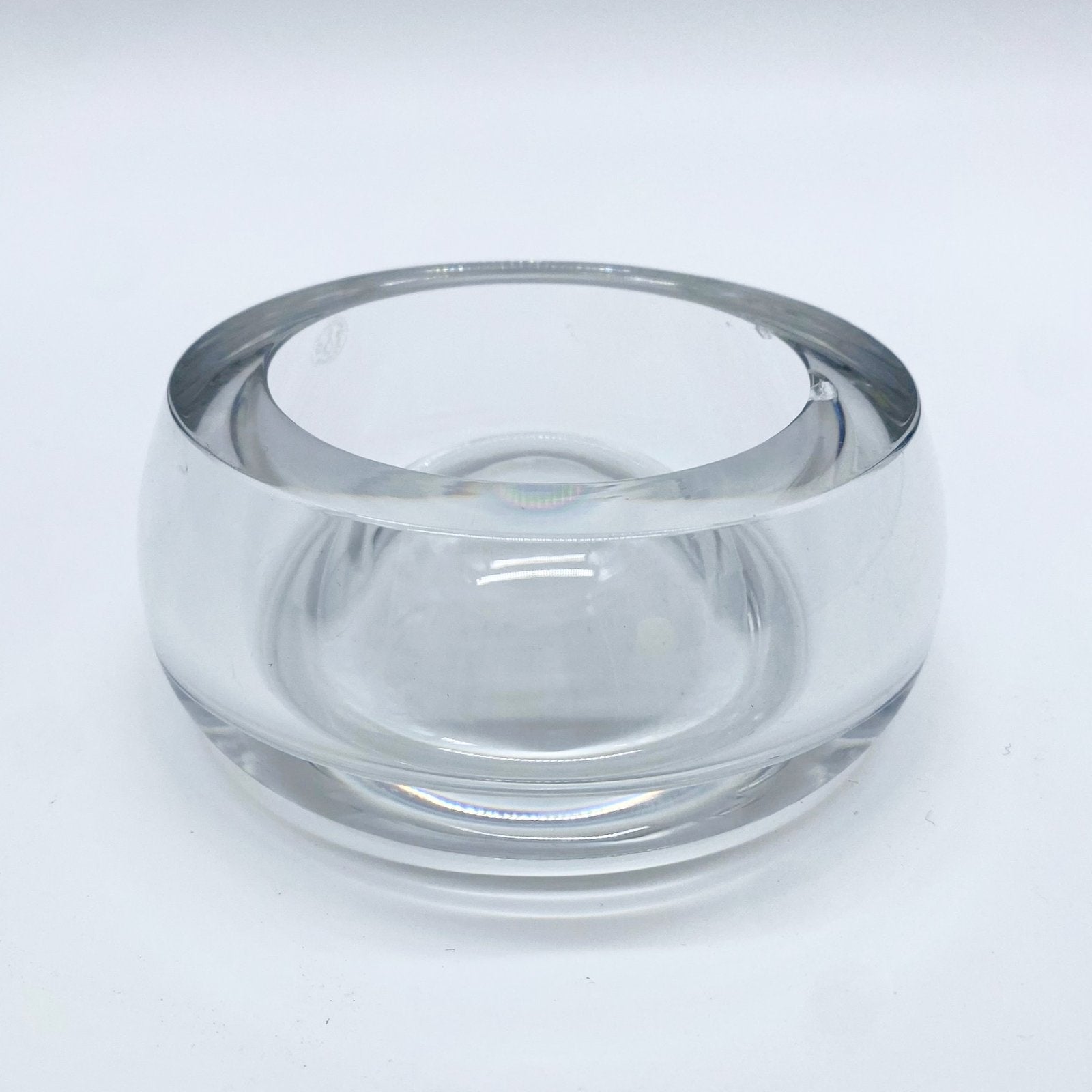 CENDRIER MODERNISTE "GALET POLI" / CRISTAL – BACCARAT