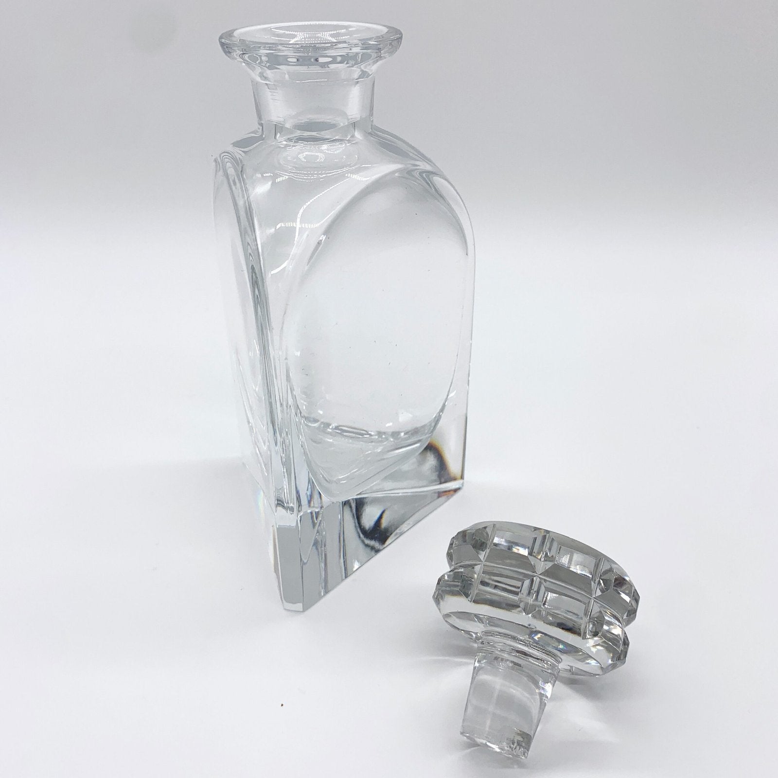 CARAFE "PYRAMIDE" CRISTAL D'ATLANTIS, 1930s