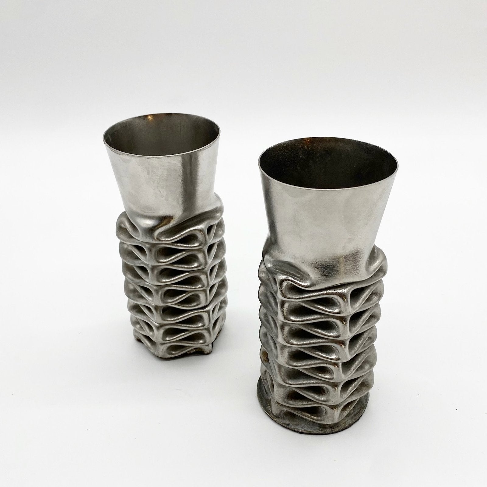 PAIRE DE VASES "COMPRESSION" PAR JACQUES MONIQUET – 1970s