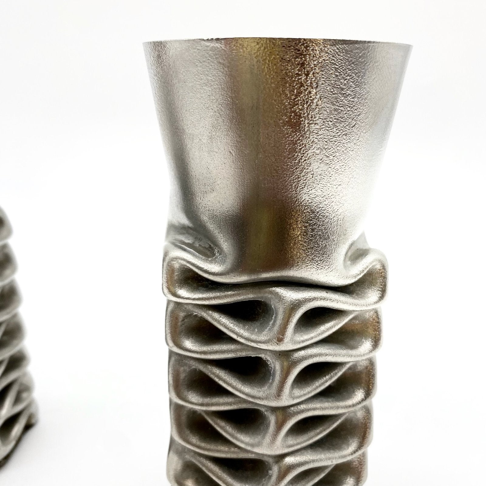 PAIRE DE VASES "COMPRESSION" PAR JACQUES MONIQUET – 1970s