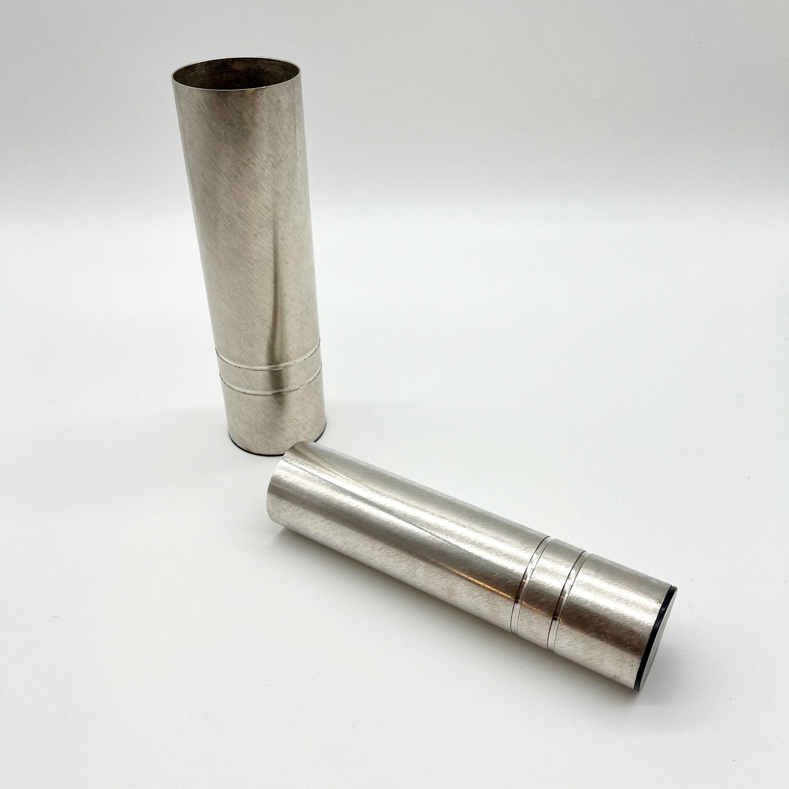 PAIRE DE VASES ROULEAUX / ALUMINIUM PAR "BSF" – ALLEMAGNE, 1960s