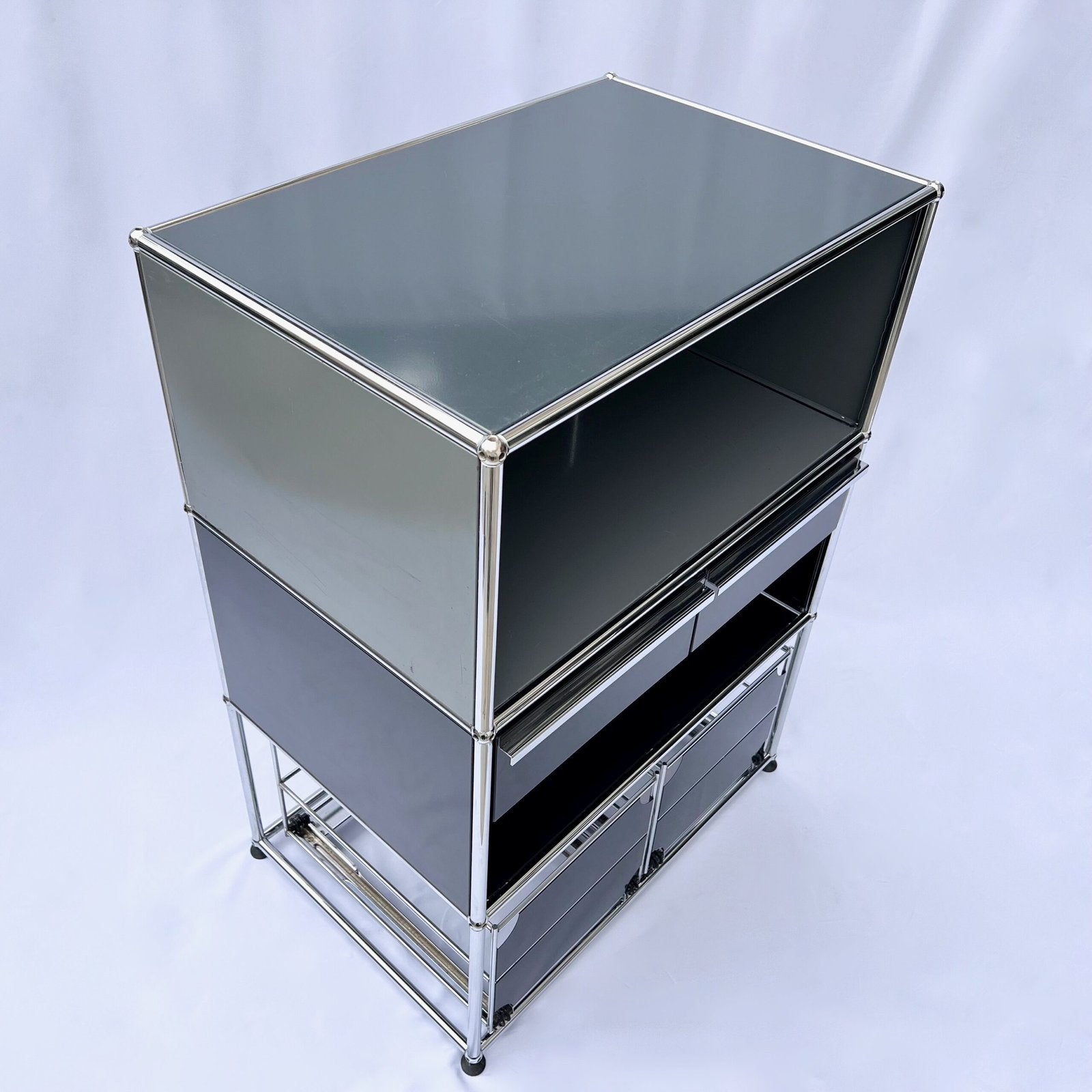 USM HALLER STORAGE UNIT, 1980s