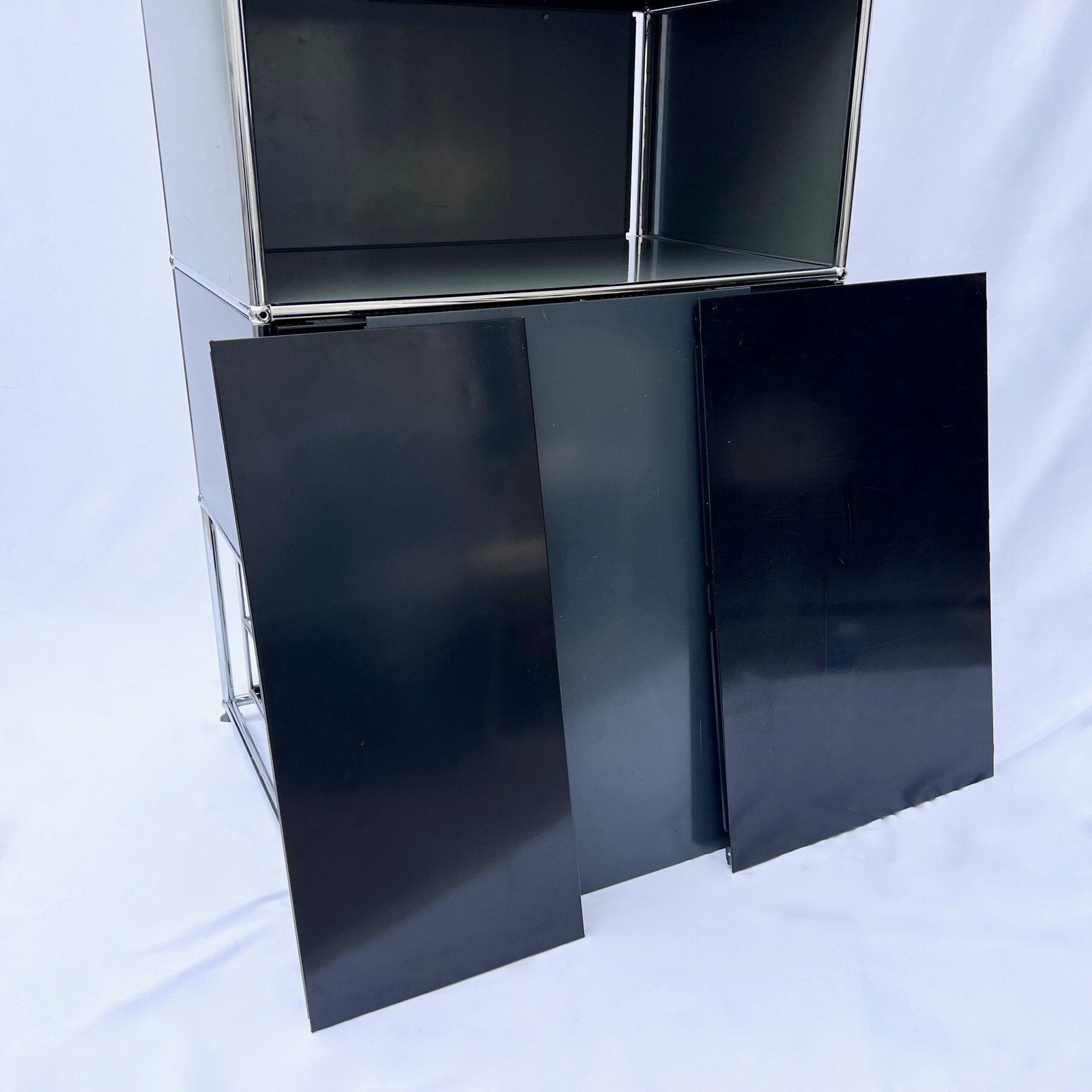 USM HALLER STORAGE UNIT, 1980s