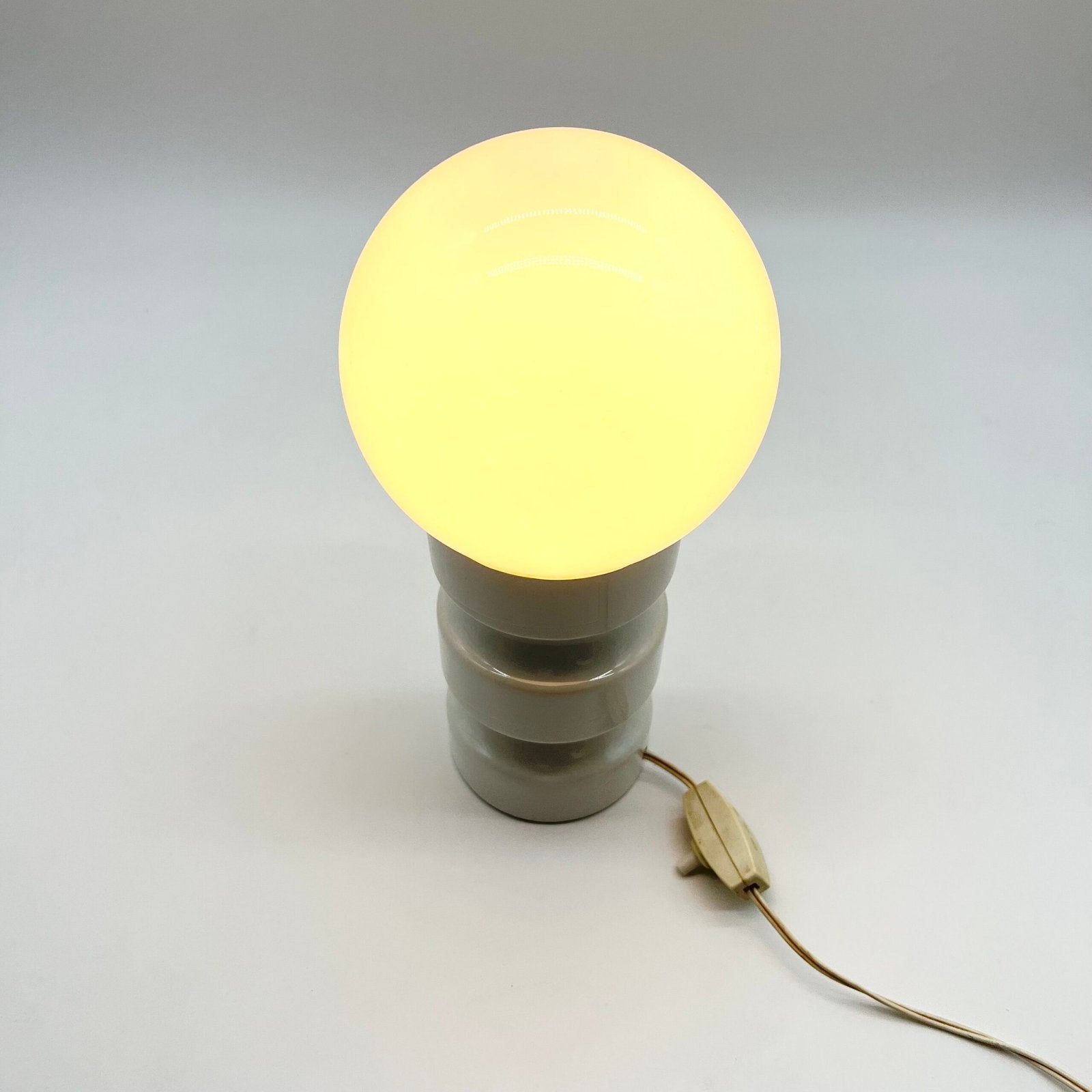 LAMPE DE TABLE SPACE AGE "GUZZINI" – 1960s