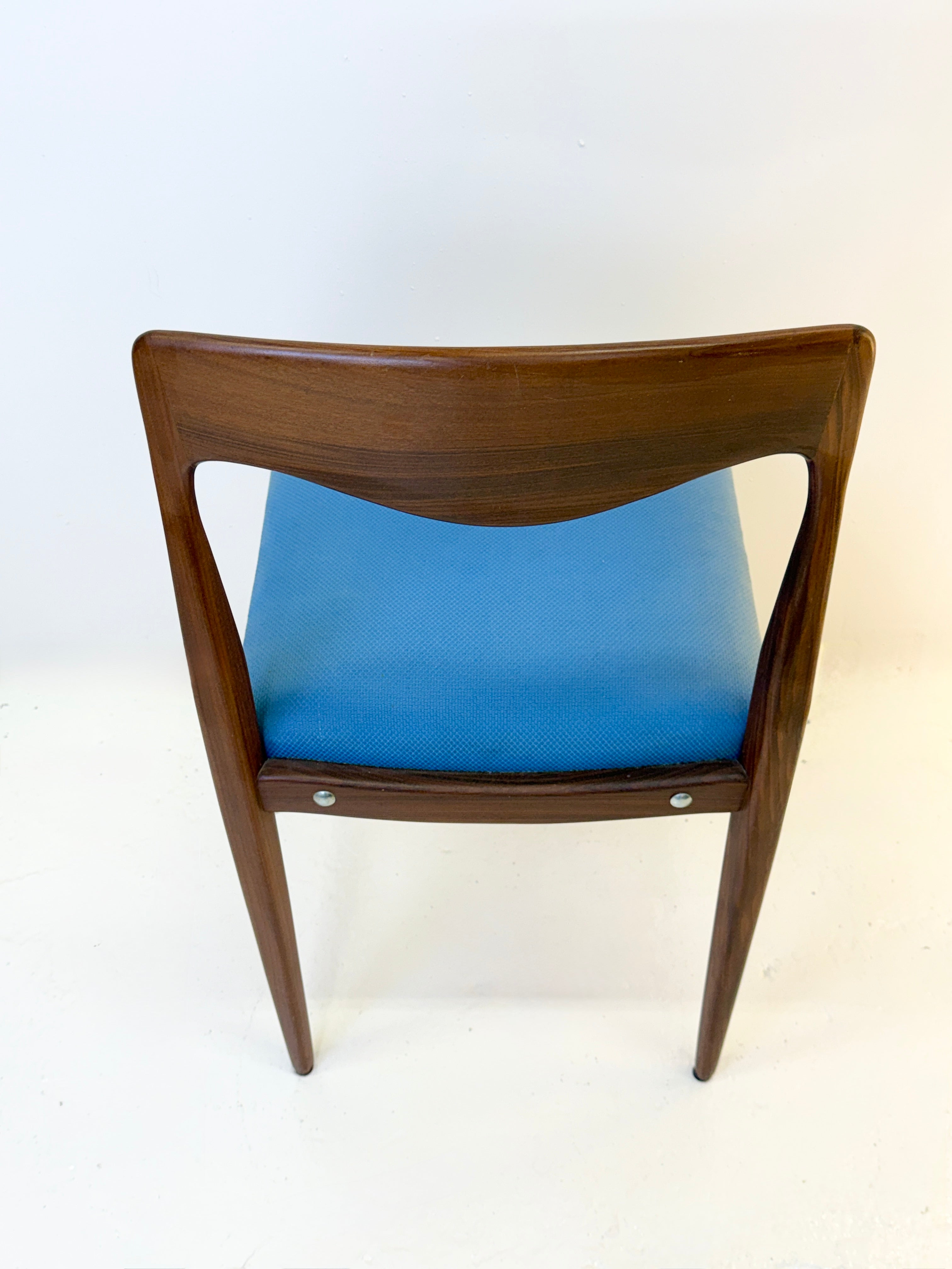 SUITE DE 4 CHAISES SCANDINAVES, 1960s