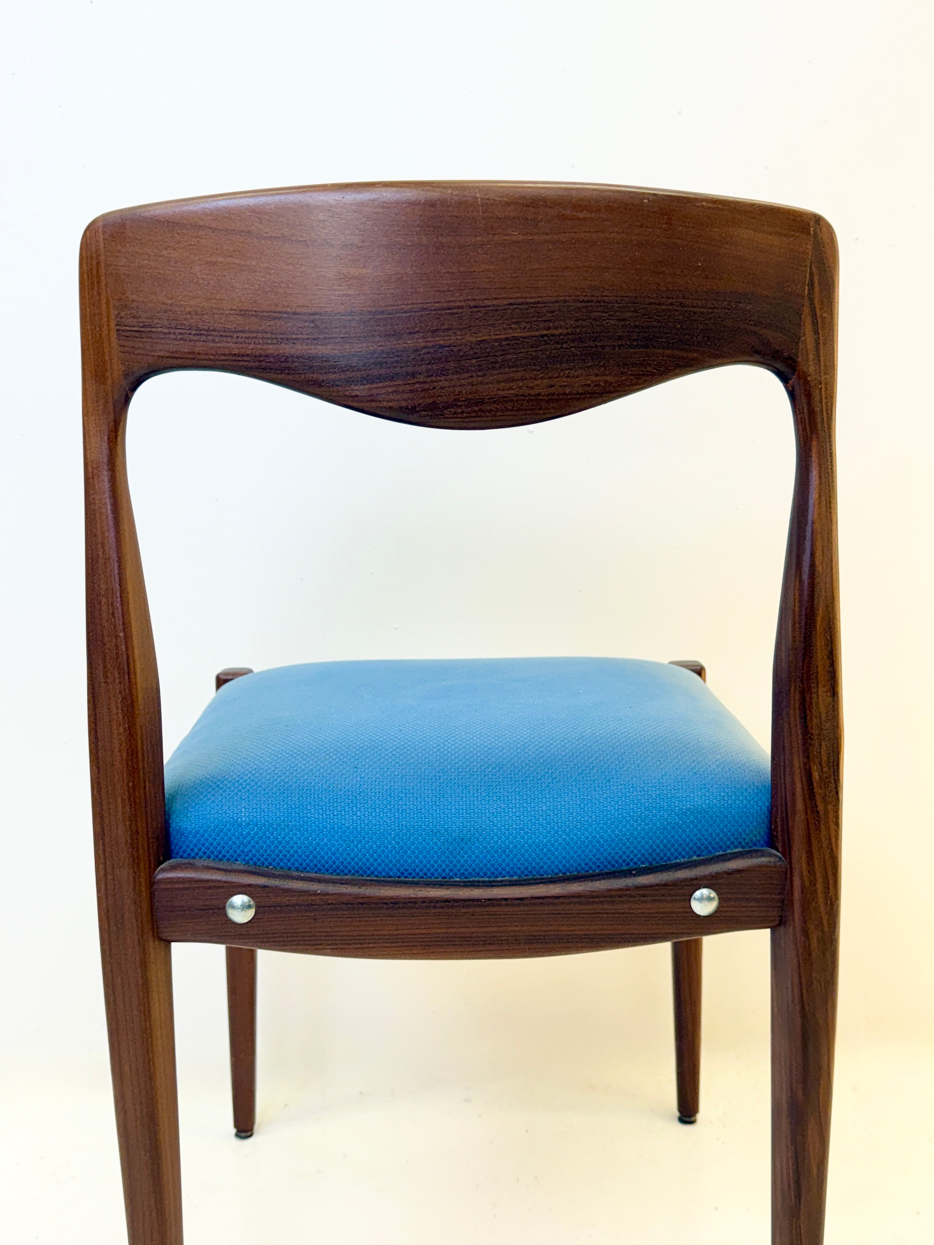 SUITE DE 4 CHAISES SCANDINAVES, 1960s