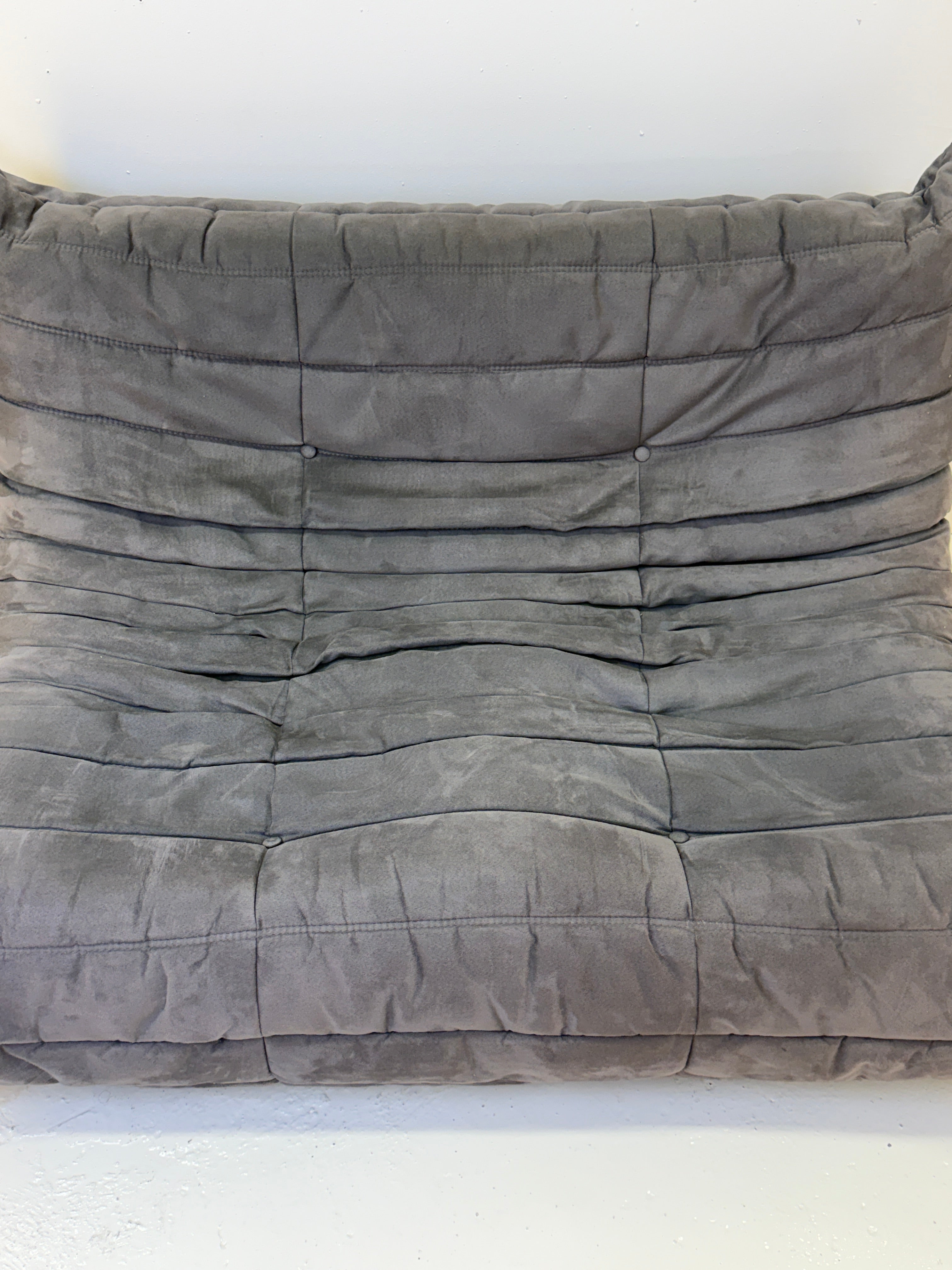 CANAPÉ TOGO 2 PLACES "LIGNE ROSET", GRIS SOURIS