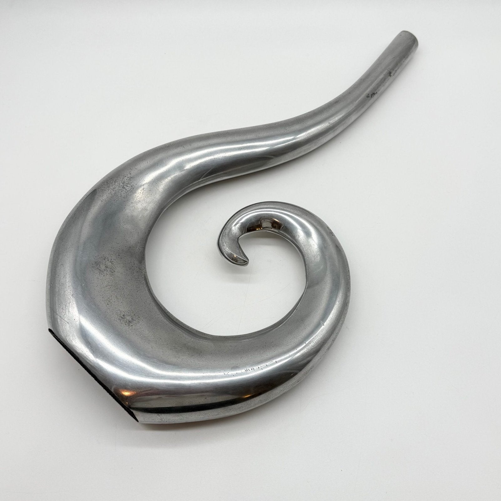 VASE "NAUTILUS" XXL / FONTE D’ALU – 1980s