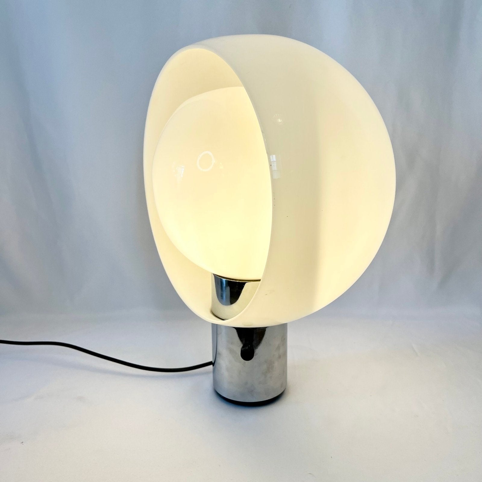 GRANDE LAMPE "MOON" PAR ANDRÉ RICARD POUR METALARTE, 1960s. SPAIN