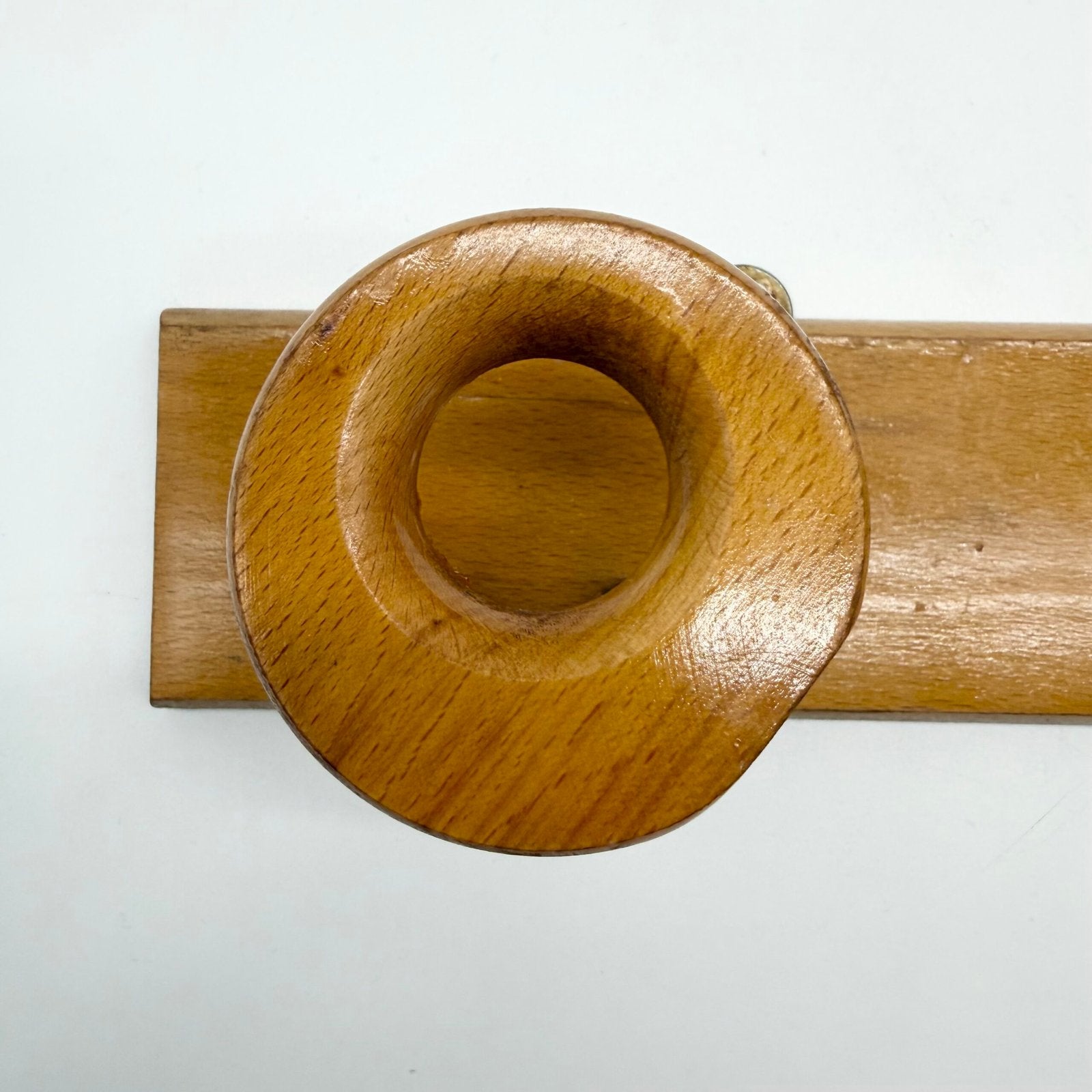 PORTE-MANTEAU "SCANDINAVE"  BOIS CLAIR – 1960s