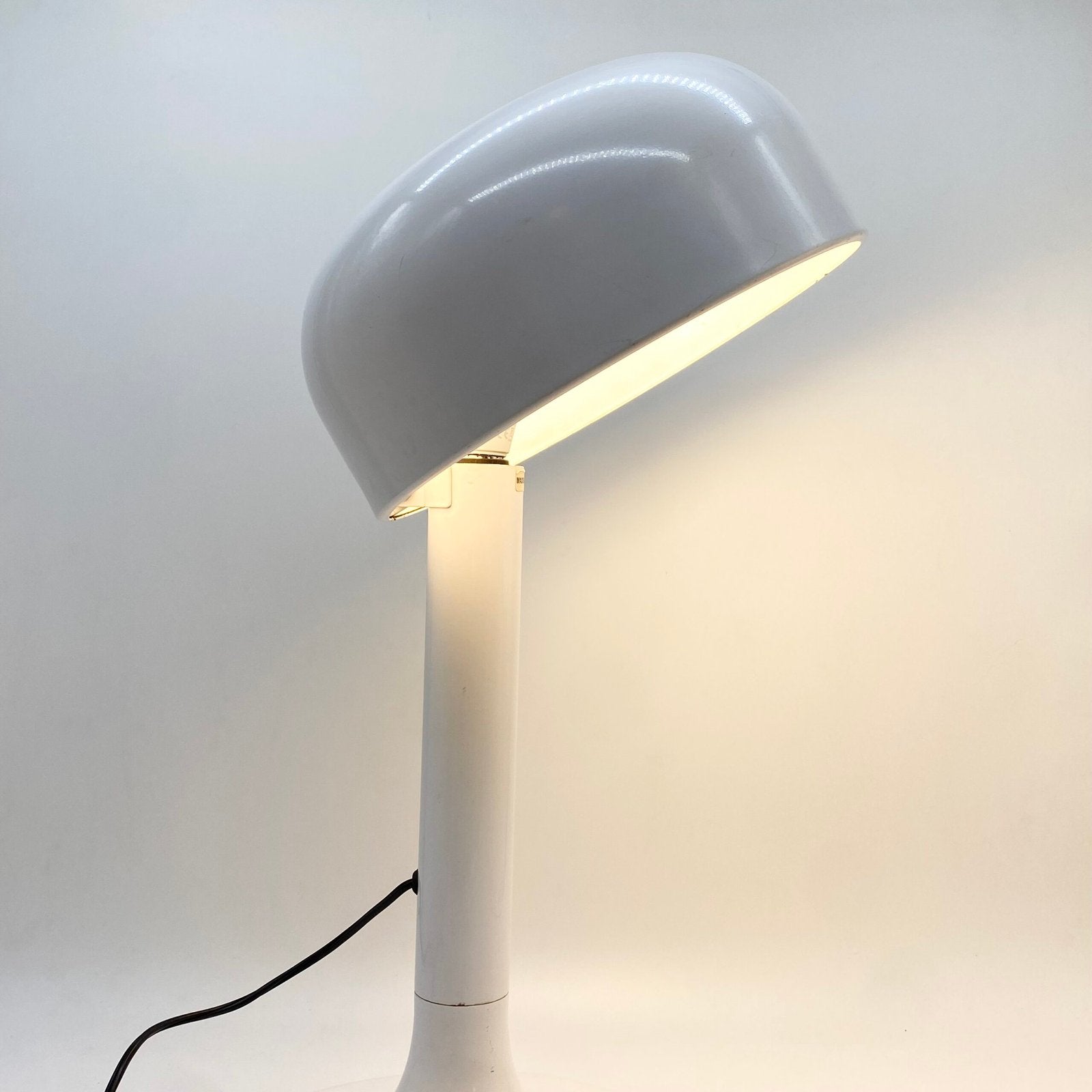 LAMPE  “STUDIO” MODÈLE 3105 – CARLO VILIGIARDI POUR STILNOVO, 1972