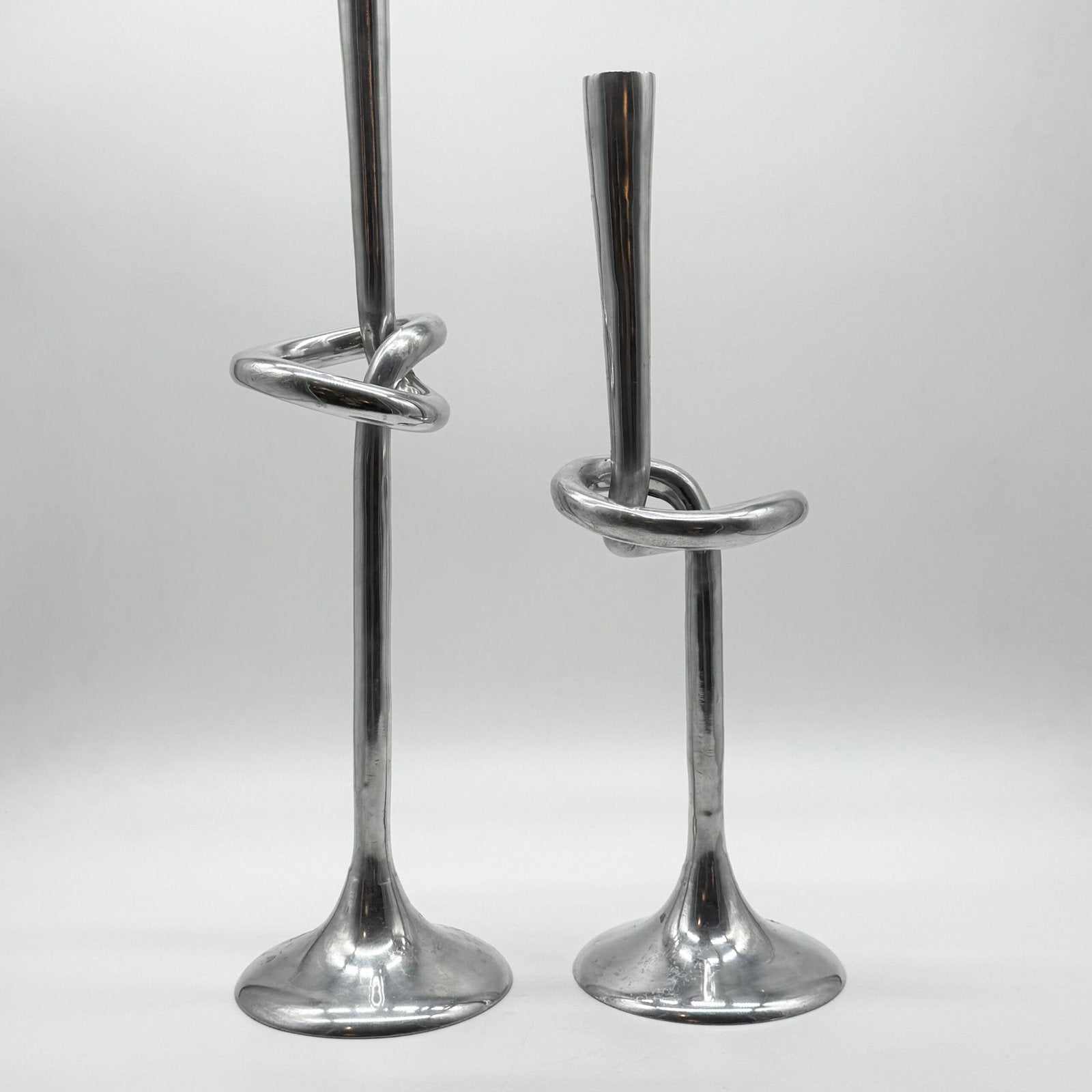 PAIRE DE CHANDELIERS XXL "GIANT KNOT" – 1980s