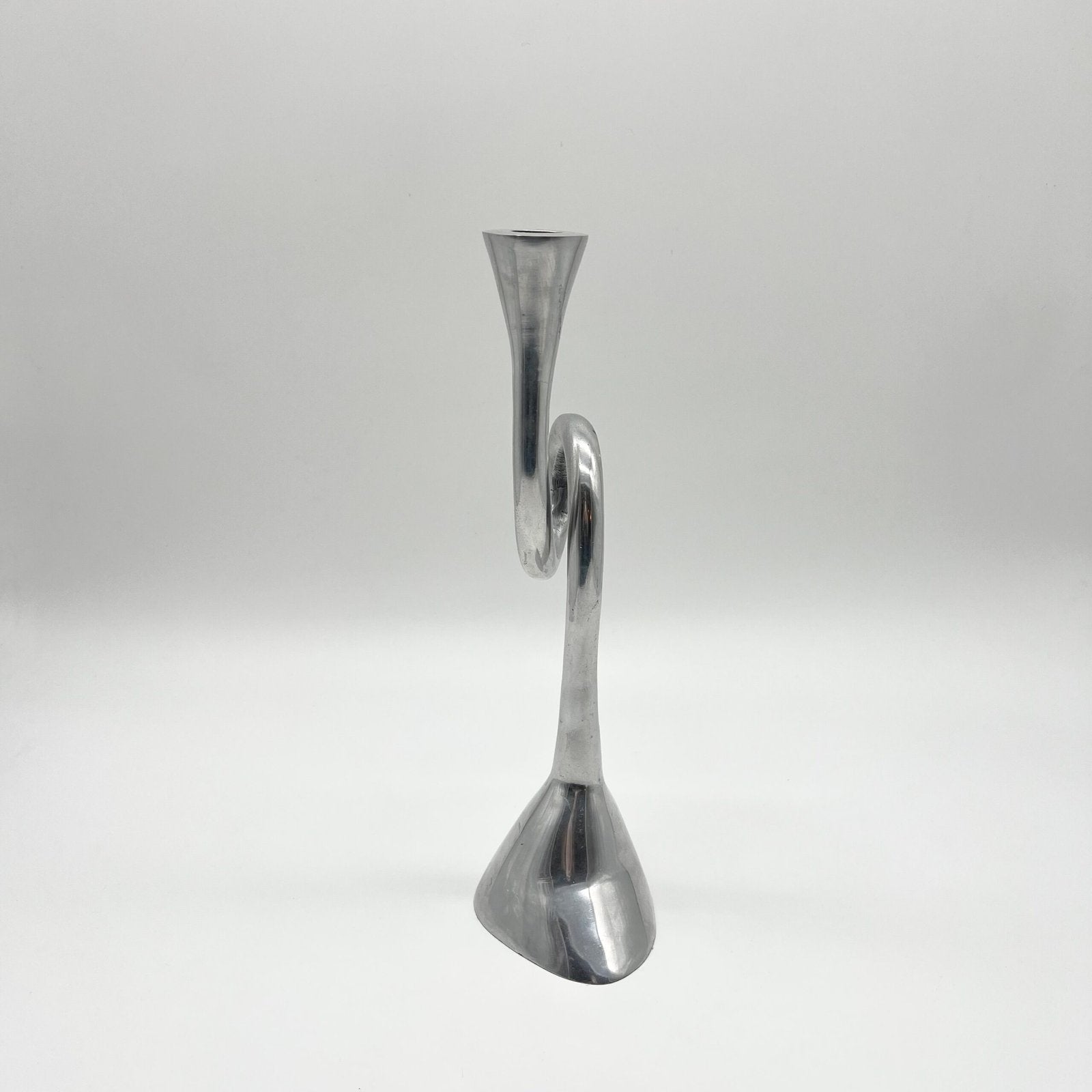 GRAND CHANDELIER "BOUCLE", FONTE D’ALU— 1980s