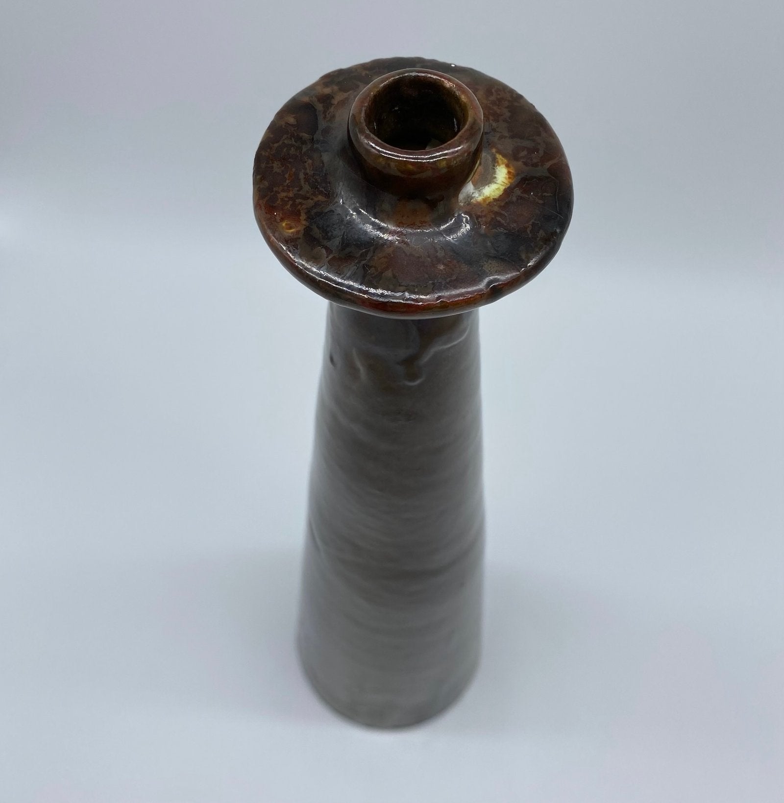 GRAND BOUGEOIR GRÈS MARRON GLACÉ, 1970