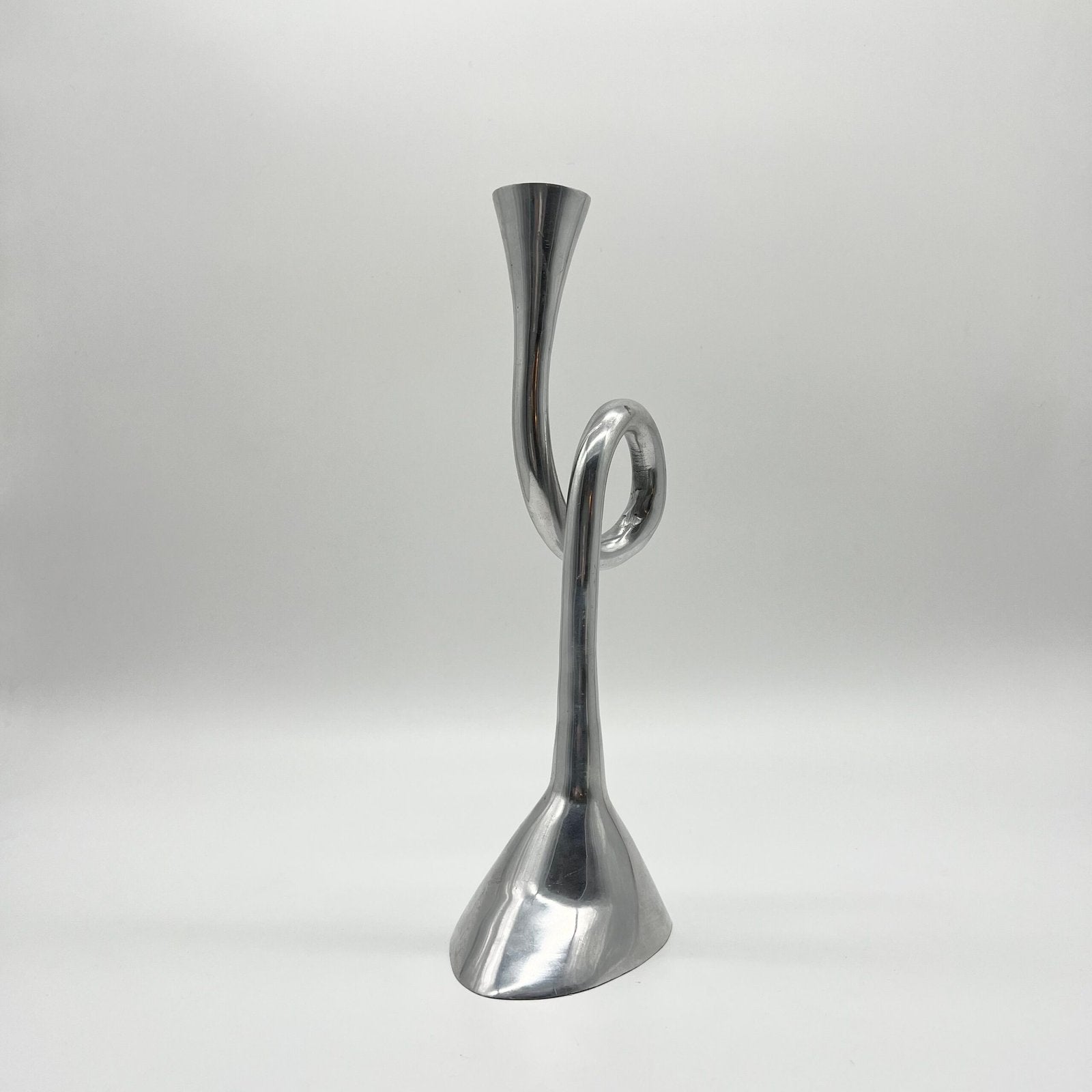 GRAND CHANDELIER "BOUCLE", FONTE D’ALU— 1980s