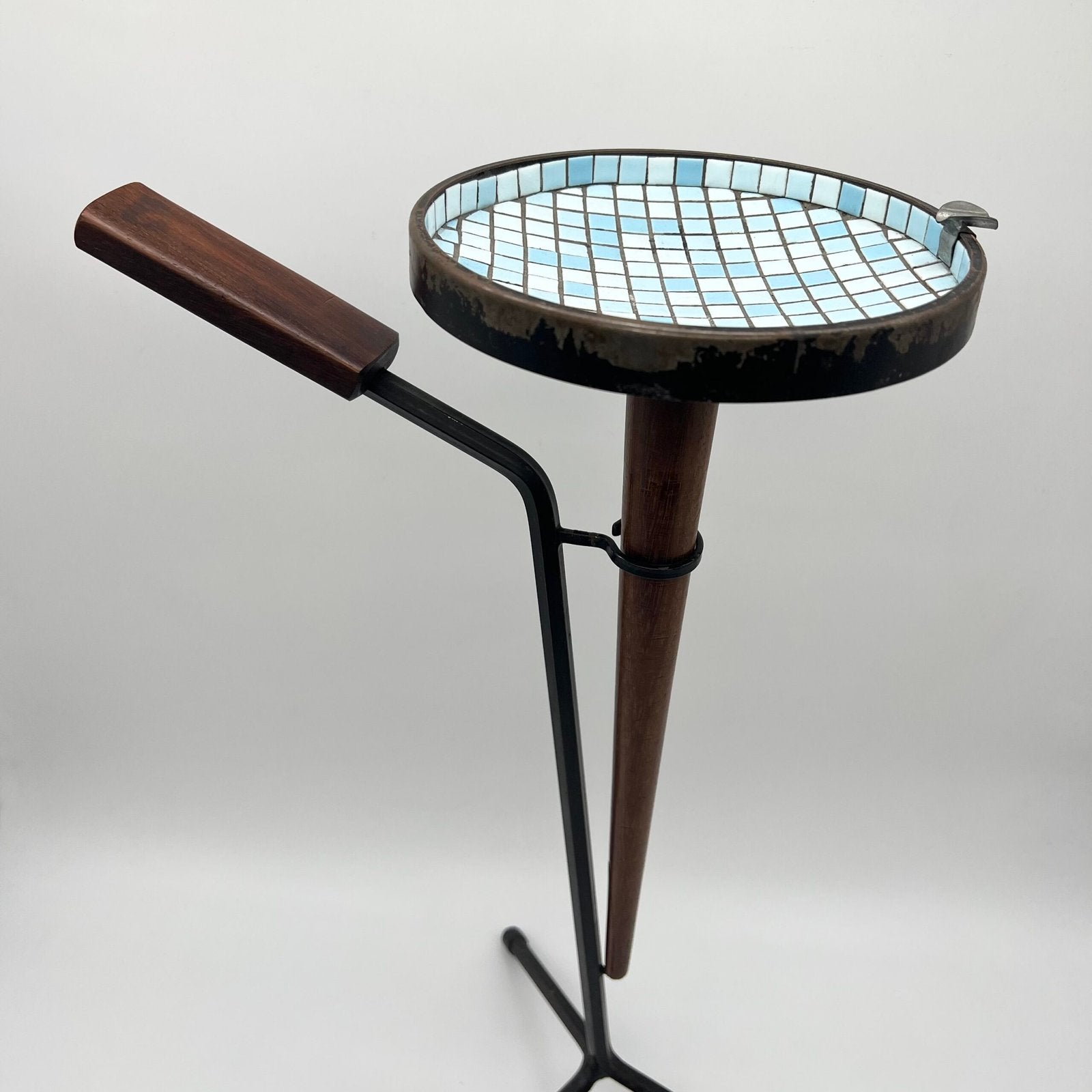 CENDRIER SUR PIED "BLUE MOSAÏQUE", 1950s