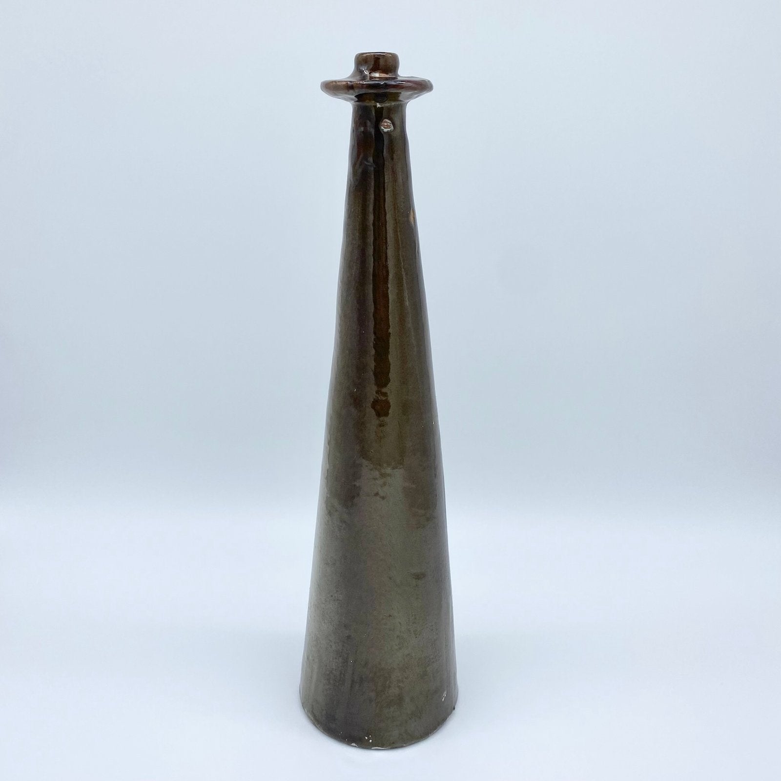 GRAND BOUGEOIR GRÈS MARRON GLACÉ, 1970