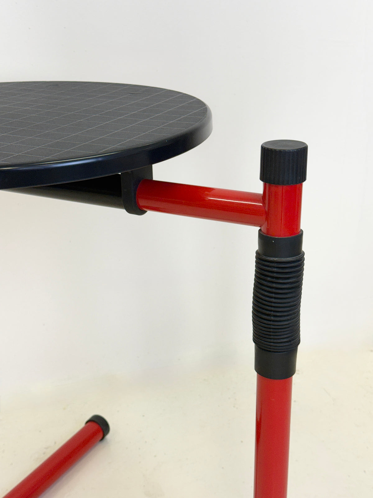 Table d’appoint / pupitre "Servomuto" par Lucci & Orlandini pour Magis, Italie, 1980s