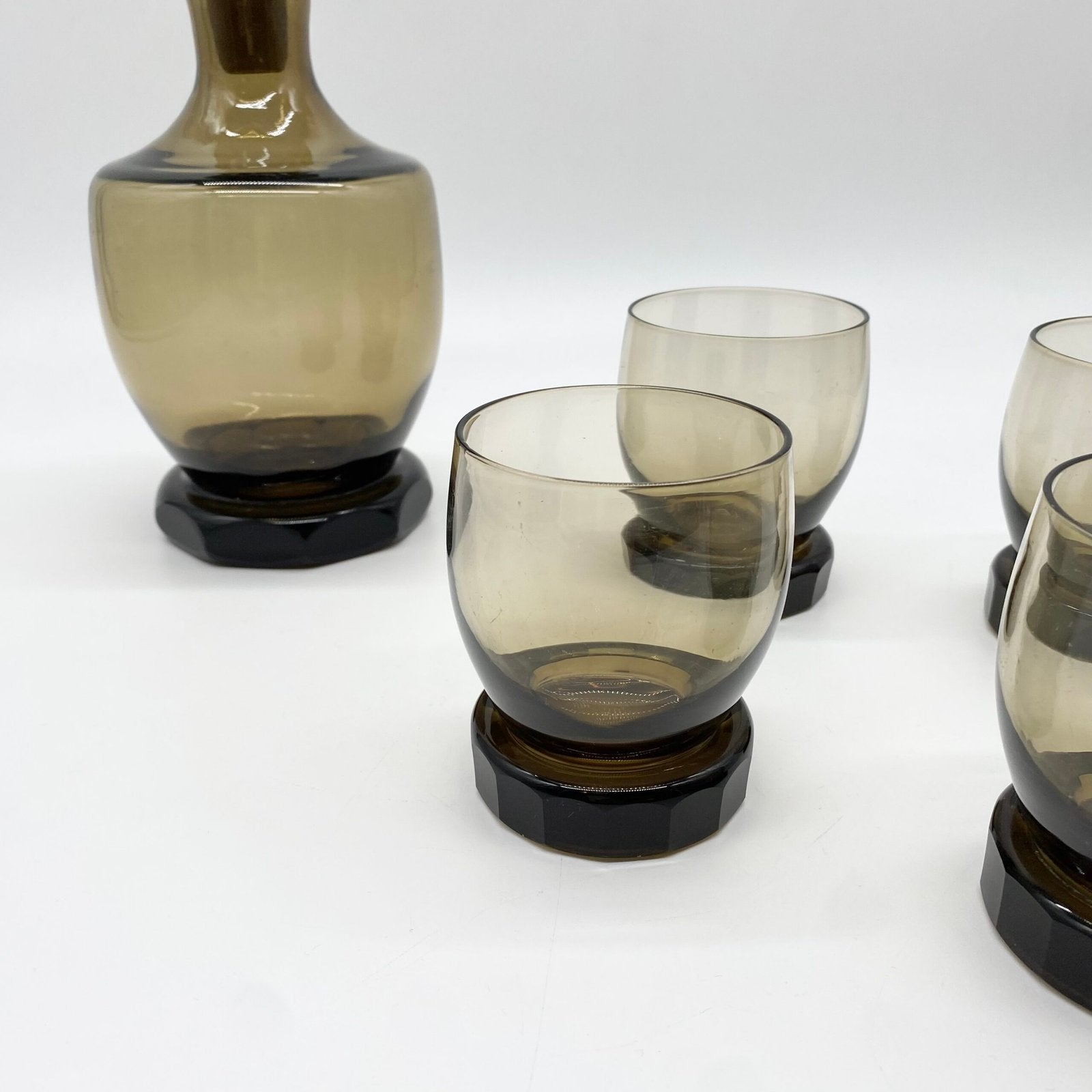 ENSEMBLE À WHISKY EN VERRE FUMÉ – 1970s