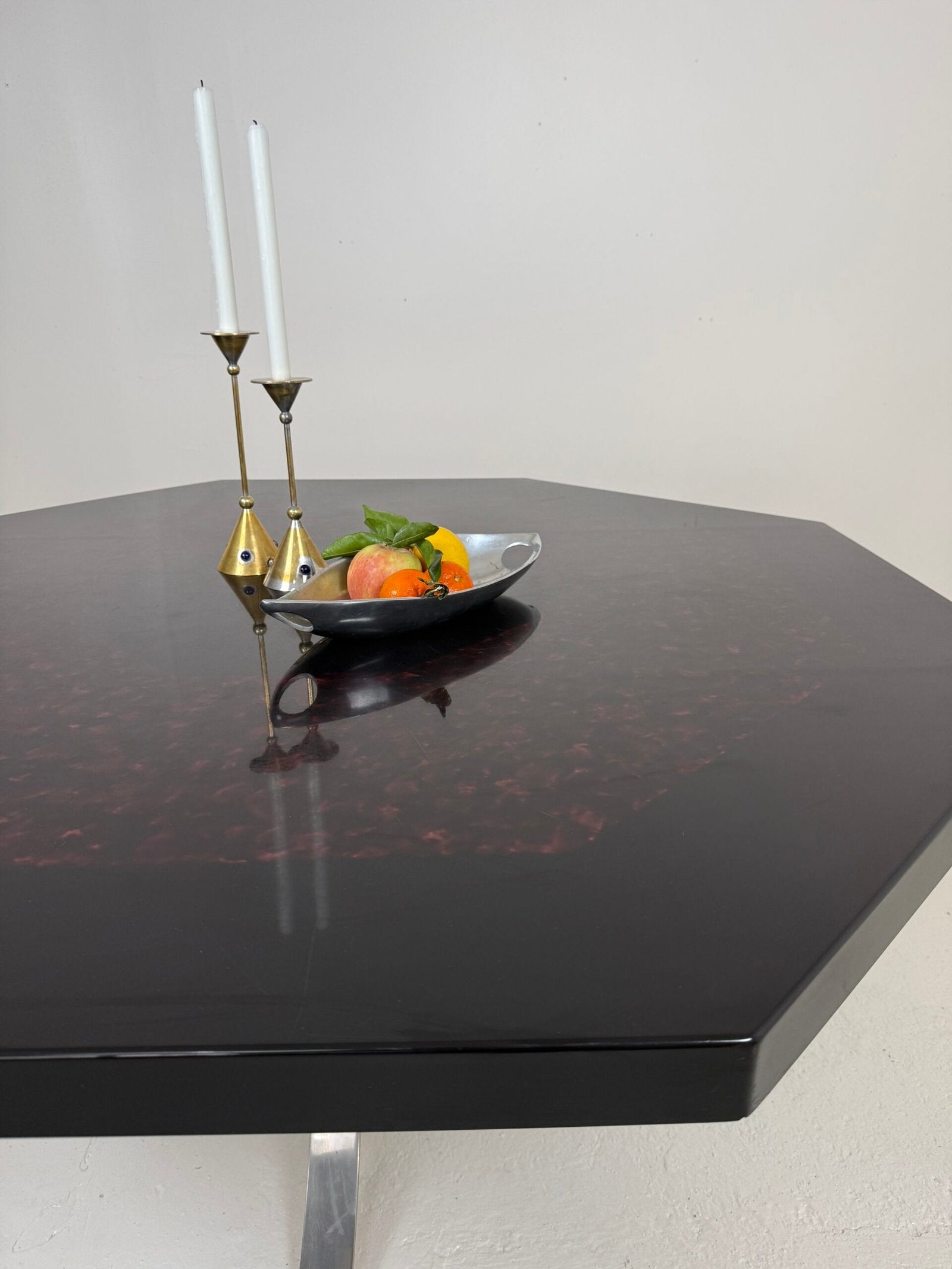 TABLE À MANGER OCTOGONALE EN RÉSINE, ITALY 1970s