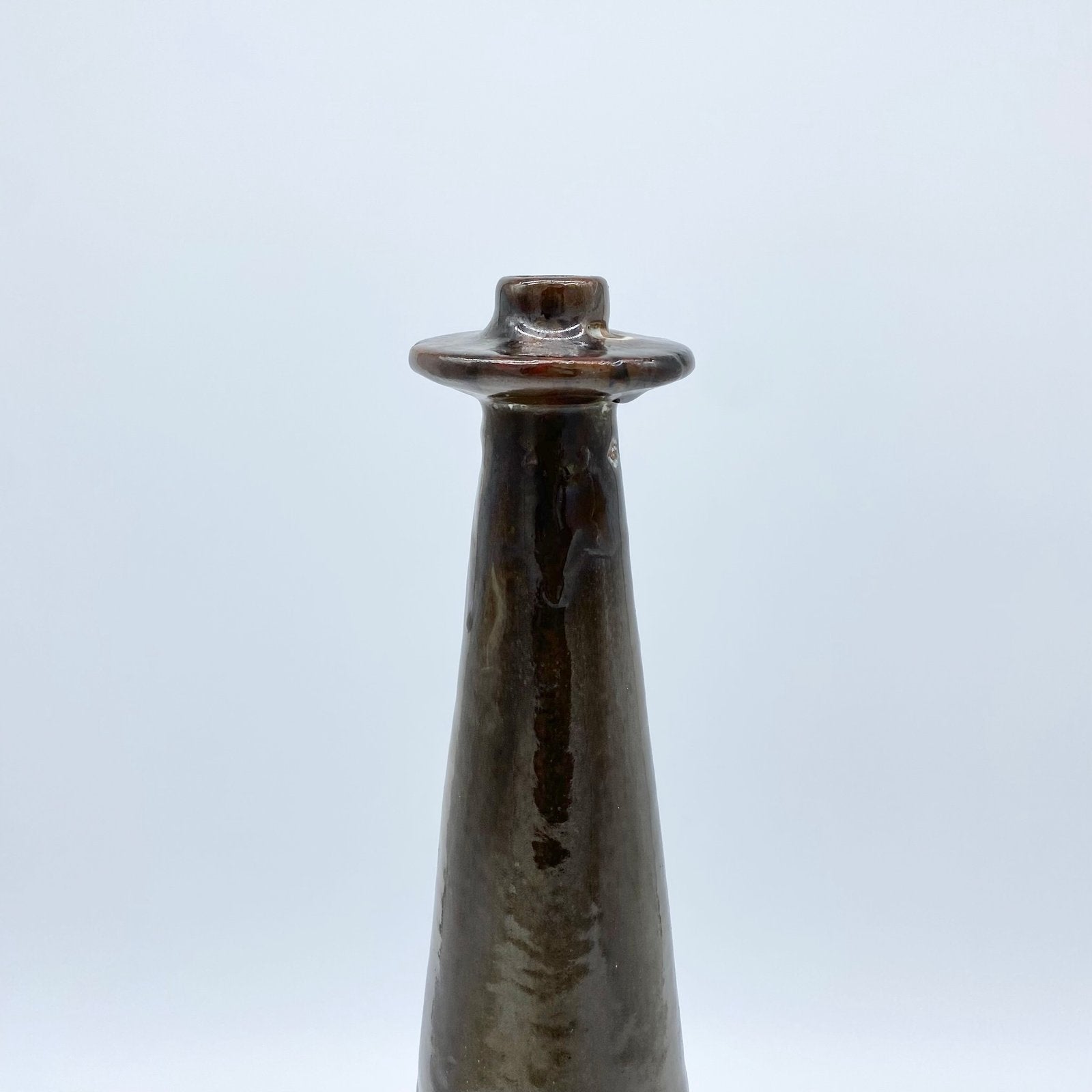 GRAND BOUGEOIR GRÈS MARRON GLACÉ, 1970