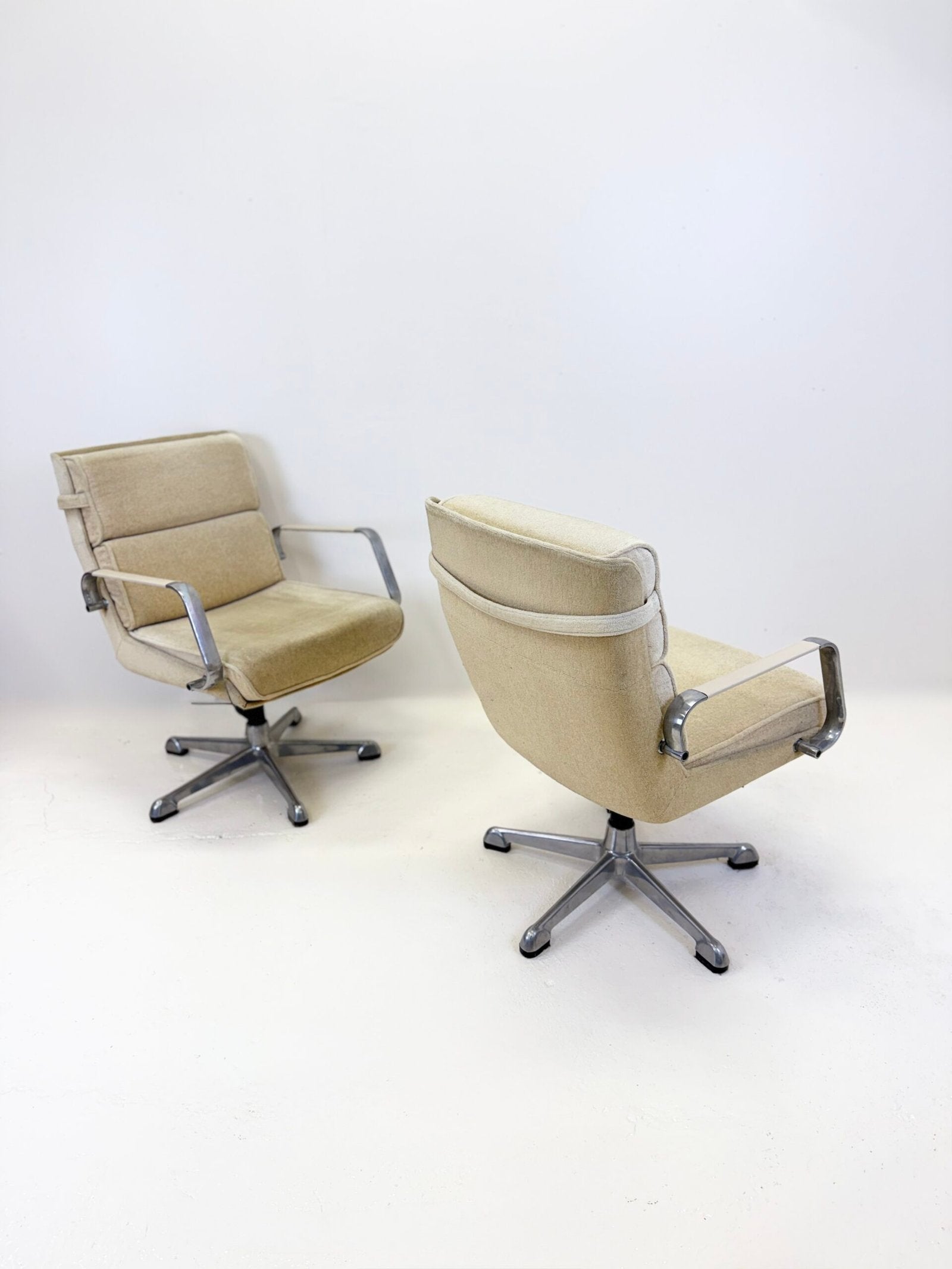 PAIRE DE FAUTEUILS EAMES "IVORY" POUR HERMAN MILLER – 1950s