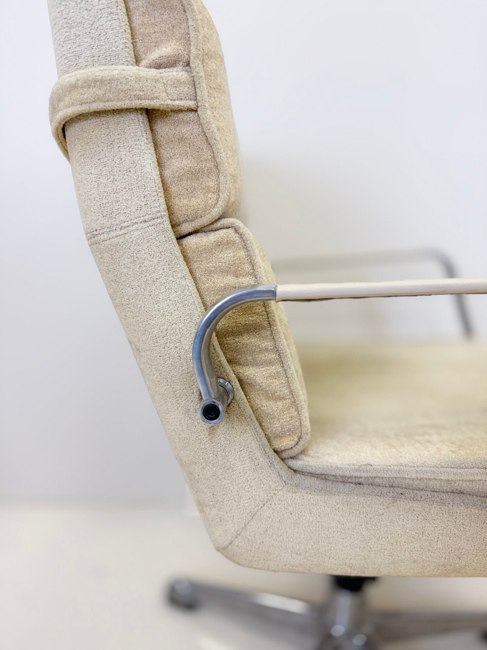 PAIRE DE FAUTEUILS EAMES "IVORY" POUR HERMAN MILLER – 1950s