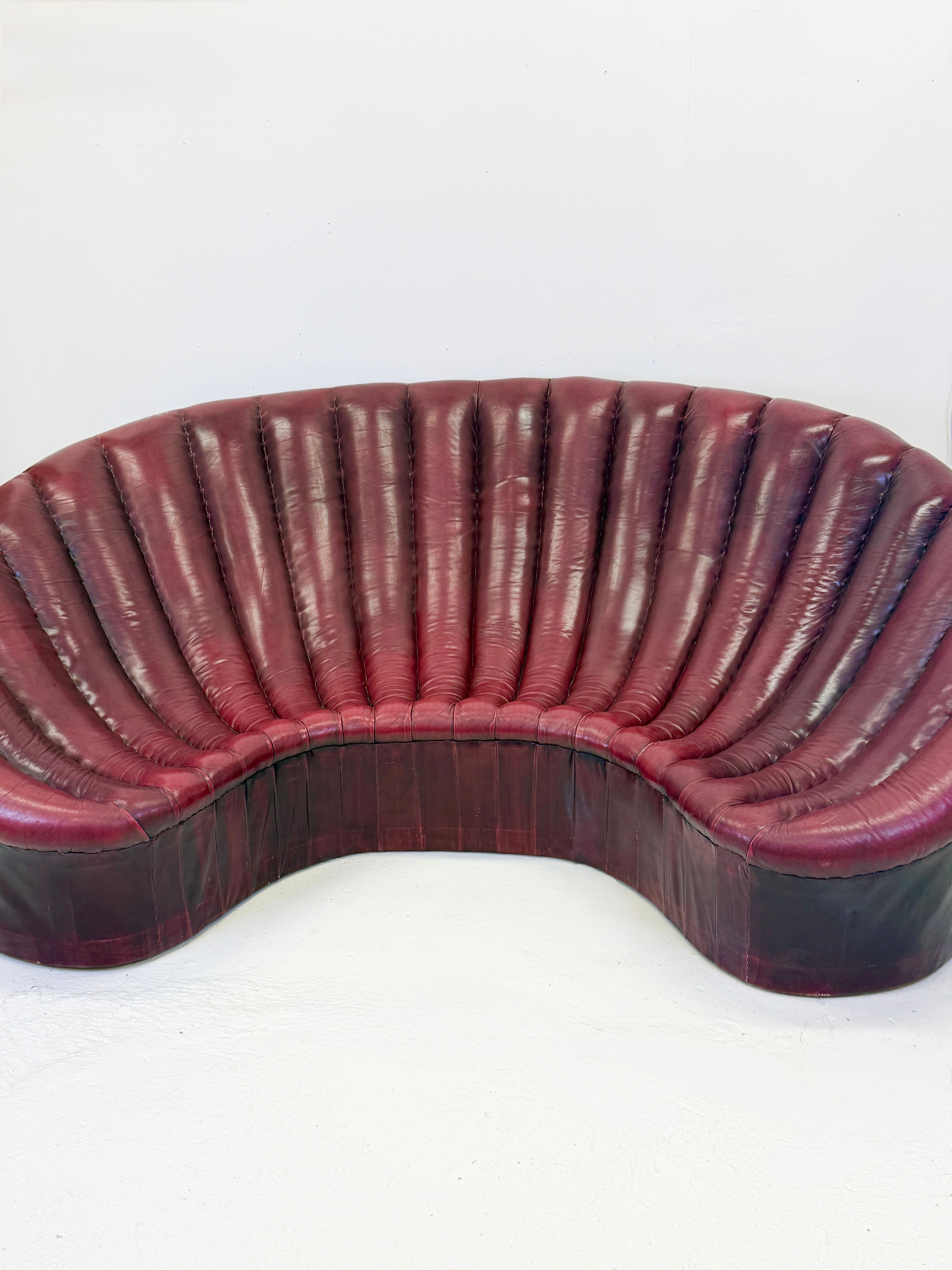 CANAPÉ COQUILLAGE - PIÈCE UNIQUE, 1965