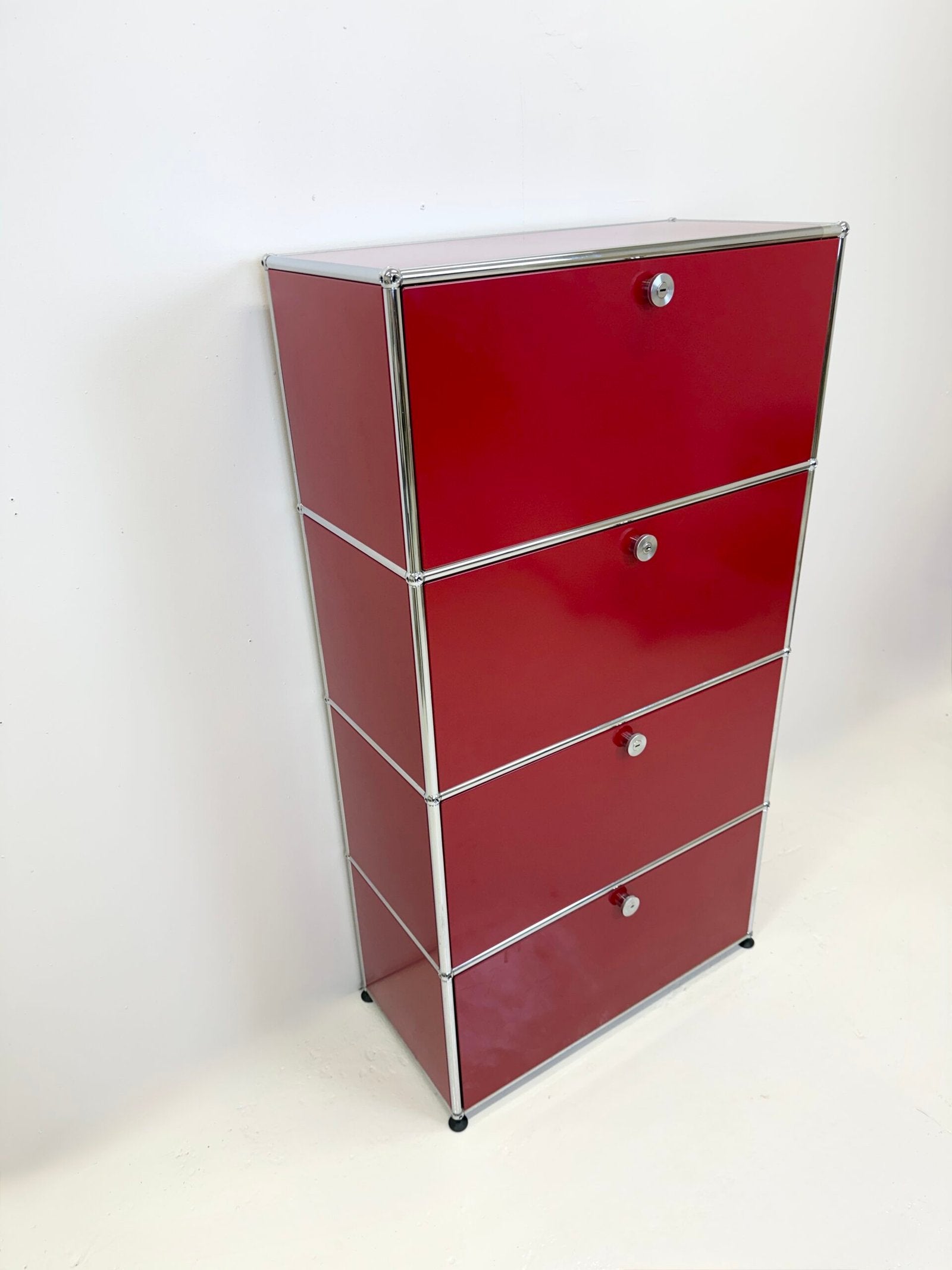 USM HALLER "ROUGE RUBIS" – GRAND MEUBLE DE RANGEMENT (ETAT NEUF)
