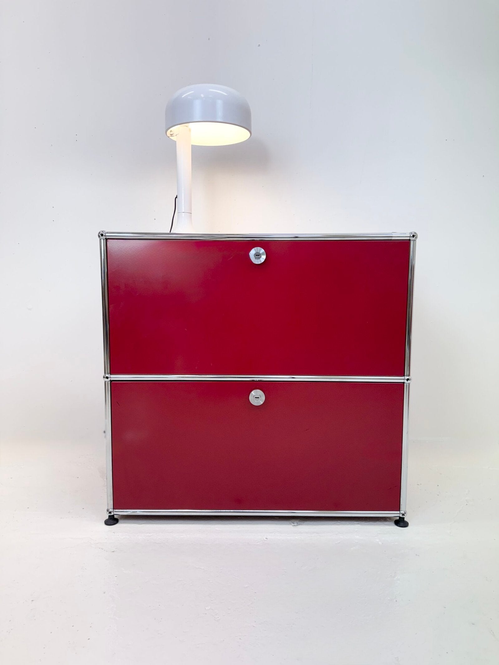 USM HALLER "ROUGE RUBIS" – MEUBLE DE RANGEMENT (ETAT NEUF)