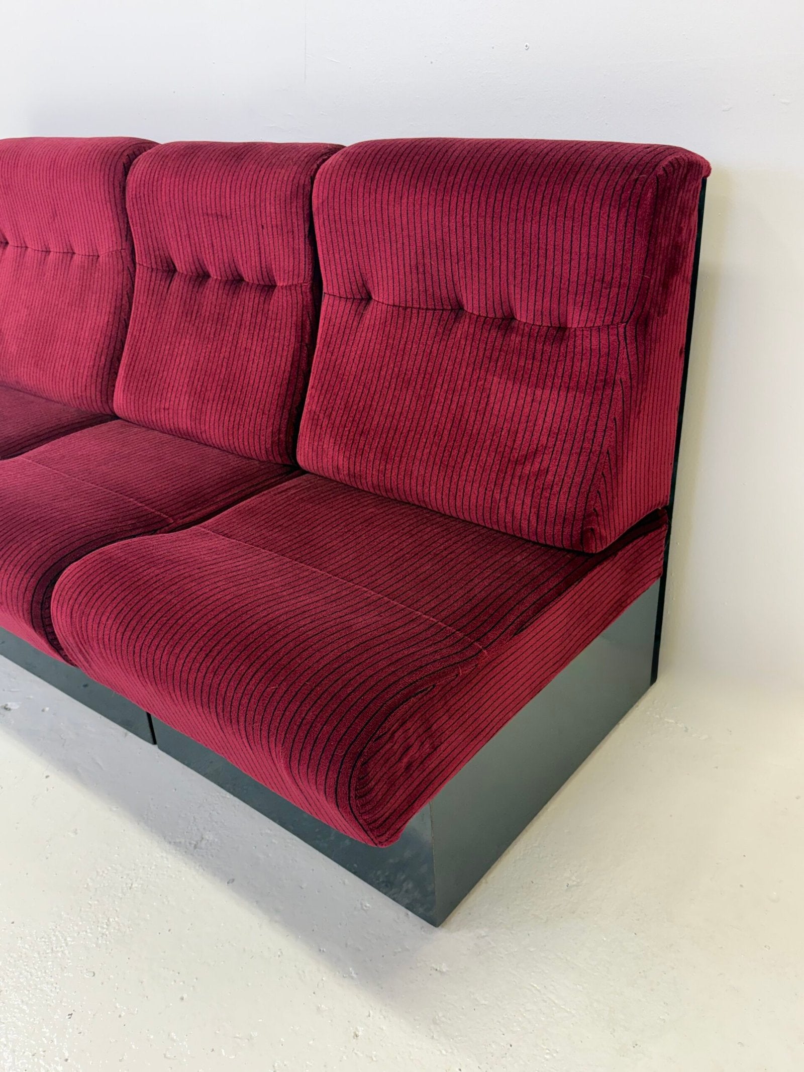 CANAPÉ MODULABLE "CINEMA", 3 CHAUFFEUSES — ITALIE,  1970s