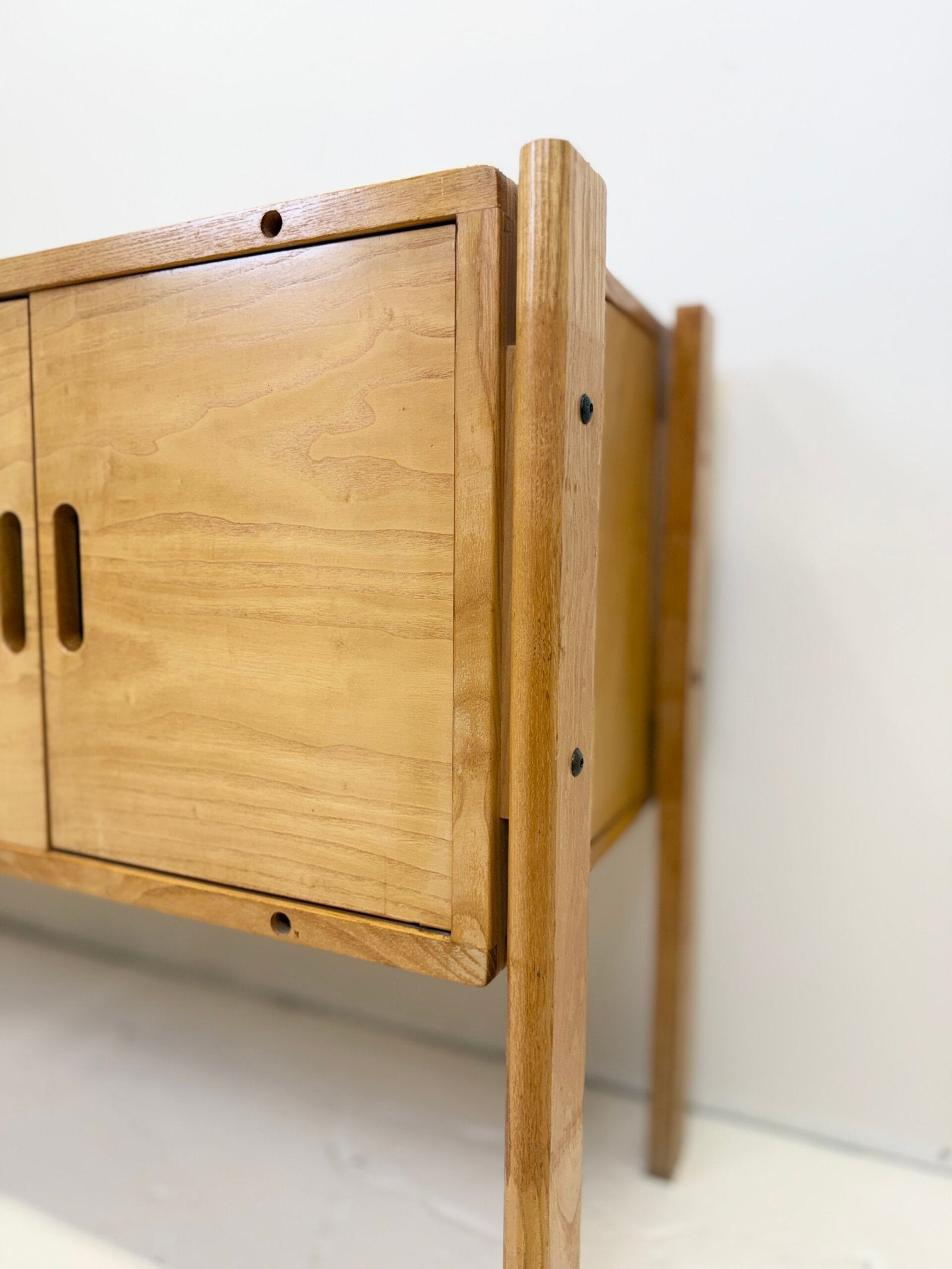 BUFFET "MODERNISTE" EN PIN – 1980s