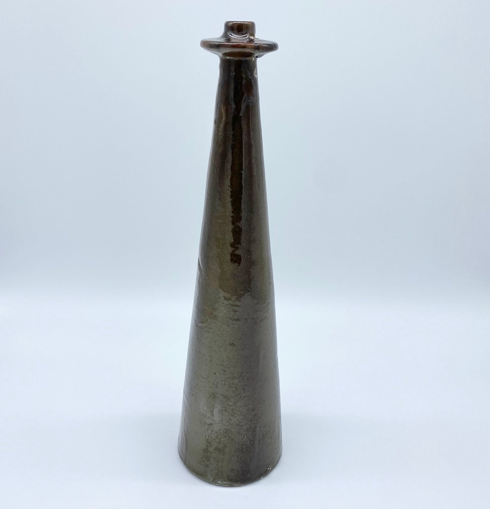 GRAND BOUGEOIR GRÈS MARRON GLACÉ, 1970