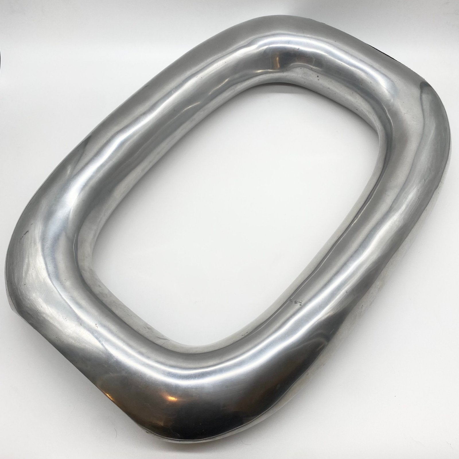 BIG VASE “DONUTS” XXL / FONTE D’ALUMINIUM, 1970s