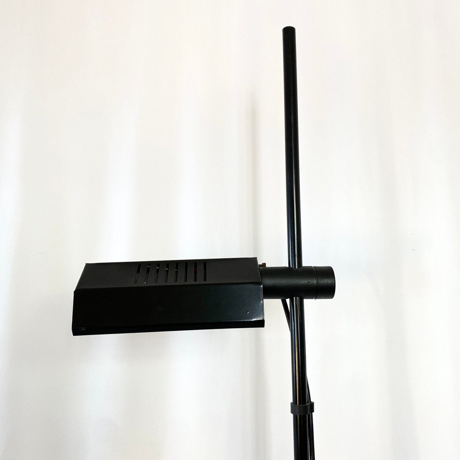 LAMPADAIRE POST-MODERNE, 1980s ITALY