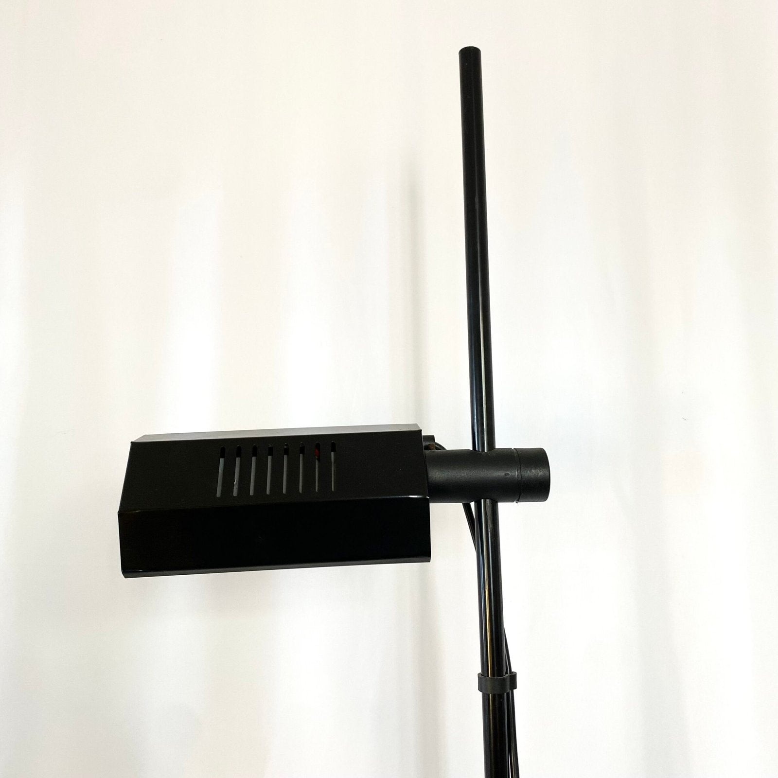 LAMPADAIRE POST-MODERNE, 1980s ITALY