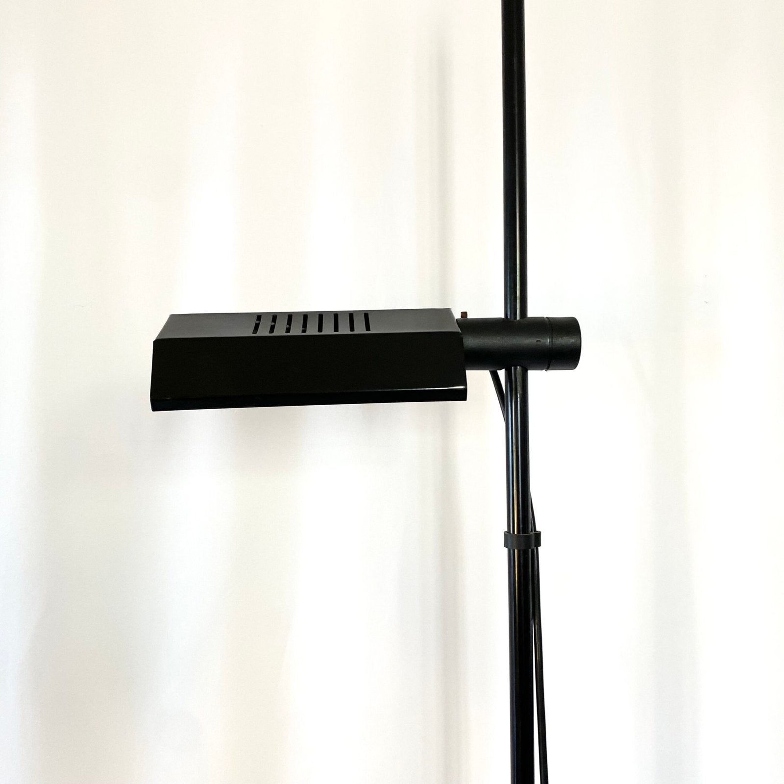 LAMPADAIRE POST-MODERNE, 1980s ITALY