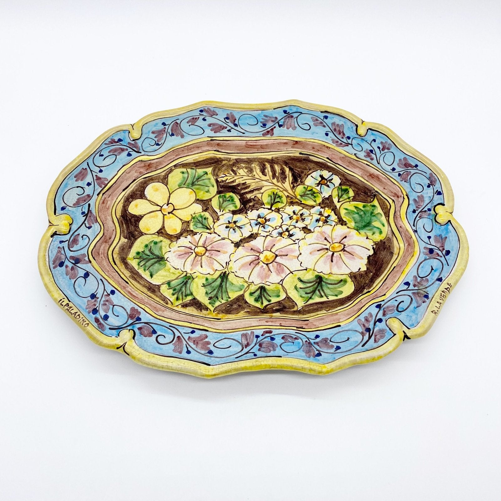 PLAT VINTAGE SICILIEN  A FLEURS "ROSSANO LAVERDE", 1970s