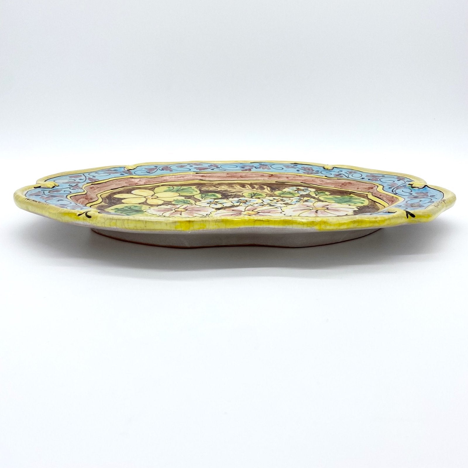 PLAT VINTAGE SICILIEN  A FLEURS "ROSSANO LAVERDE", 1970s