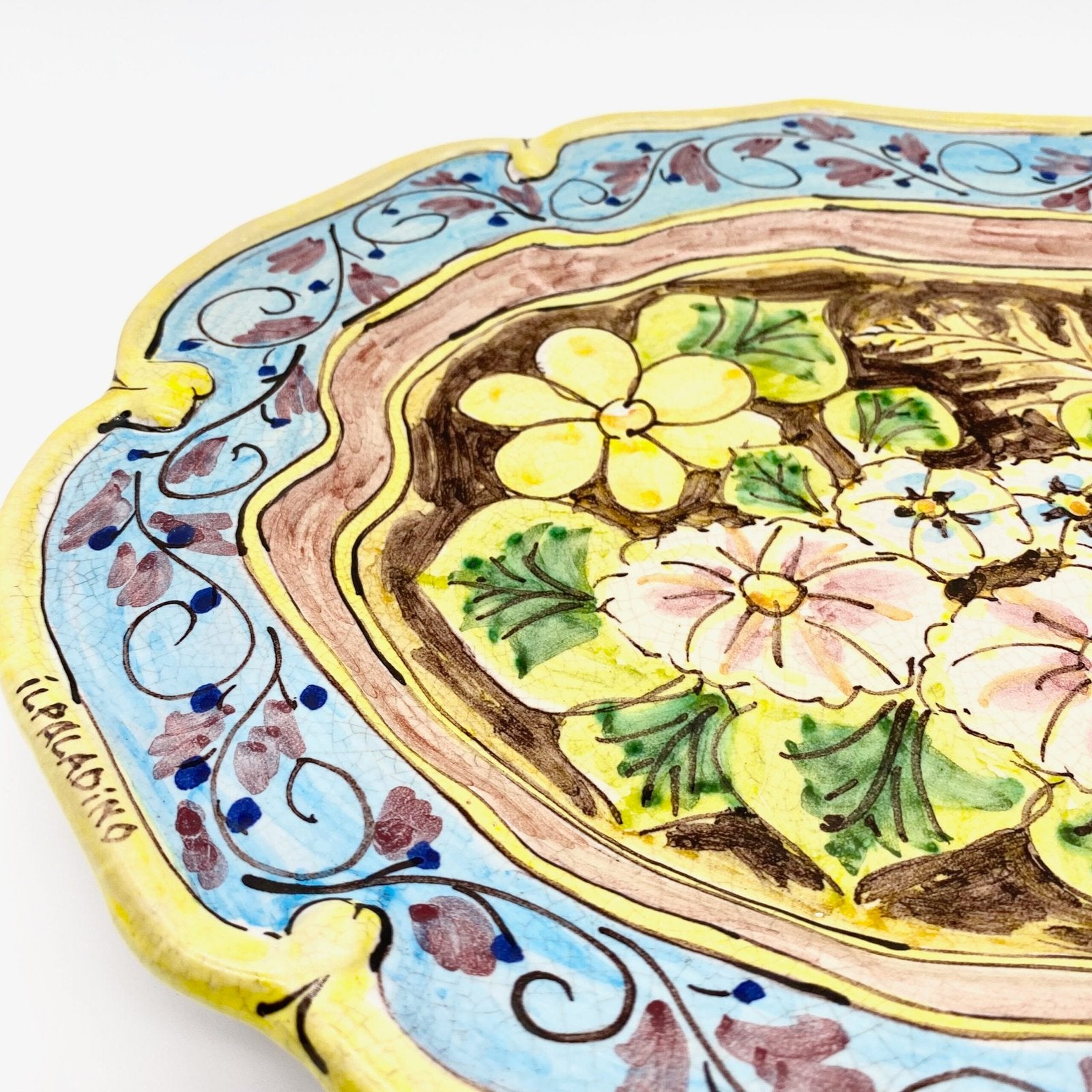 PLAT VINTAGE SICILIEN  A FLEURS "ROSSANO LAVERDE", 1970s