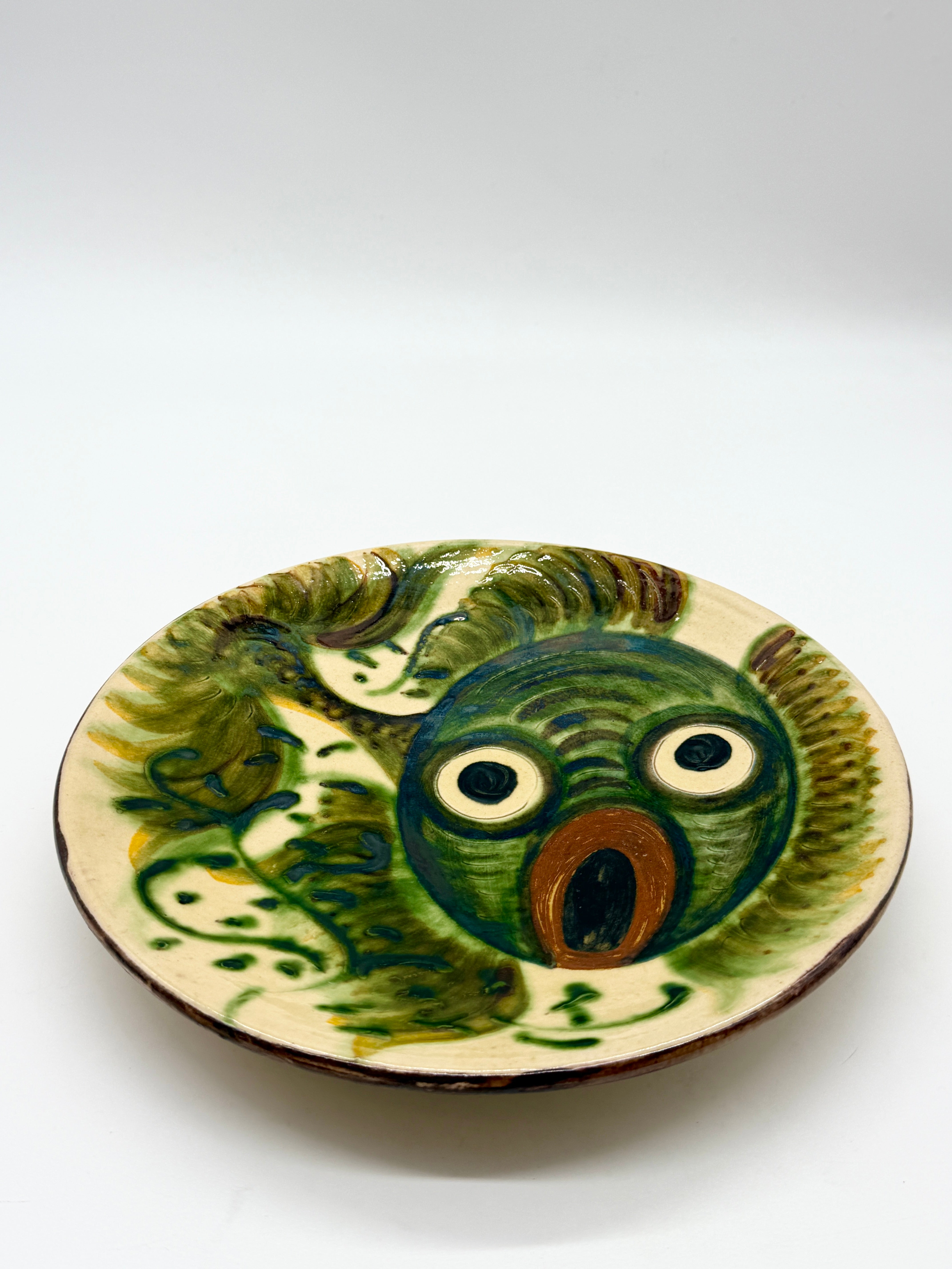 ASSIETTE POISSON FANTASTIQUE, PUIGDEMONT, CATALOGNE 1960s
